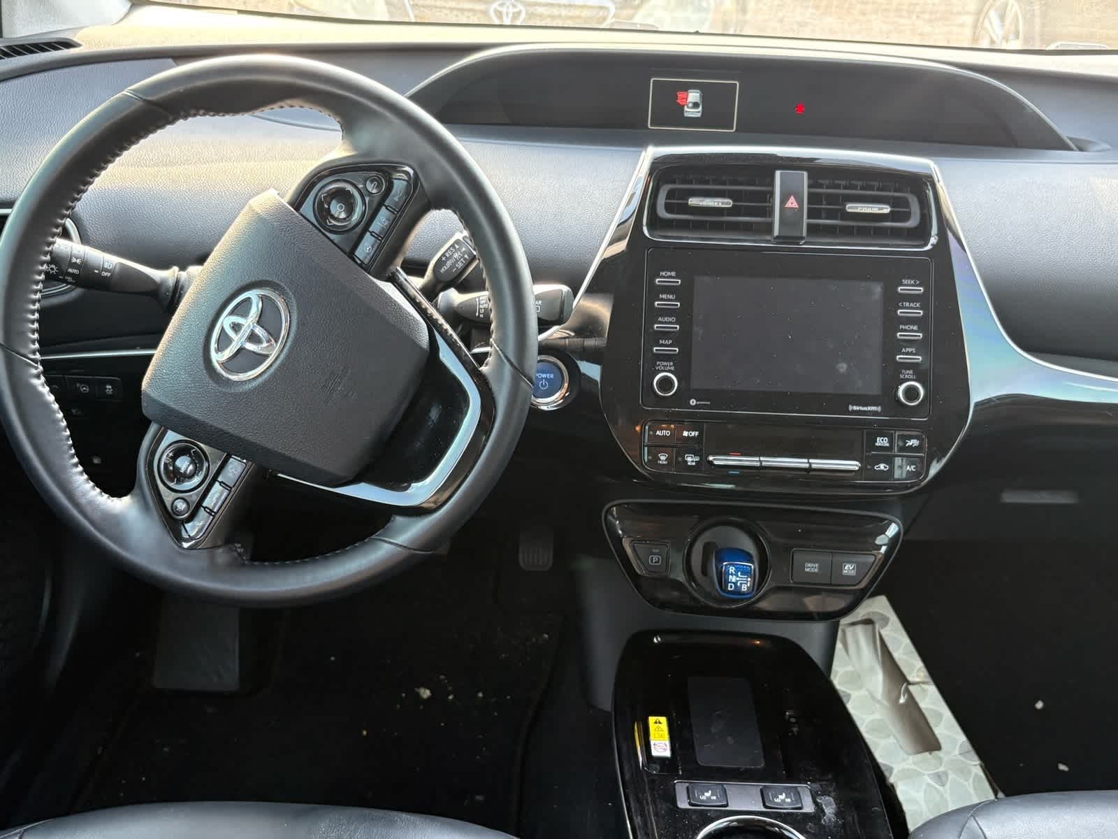 Thumbnail: 2022 Toyota Prius - 10
