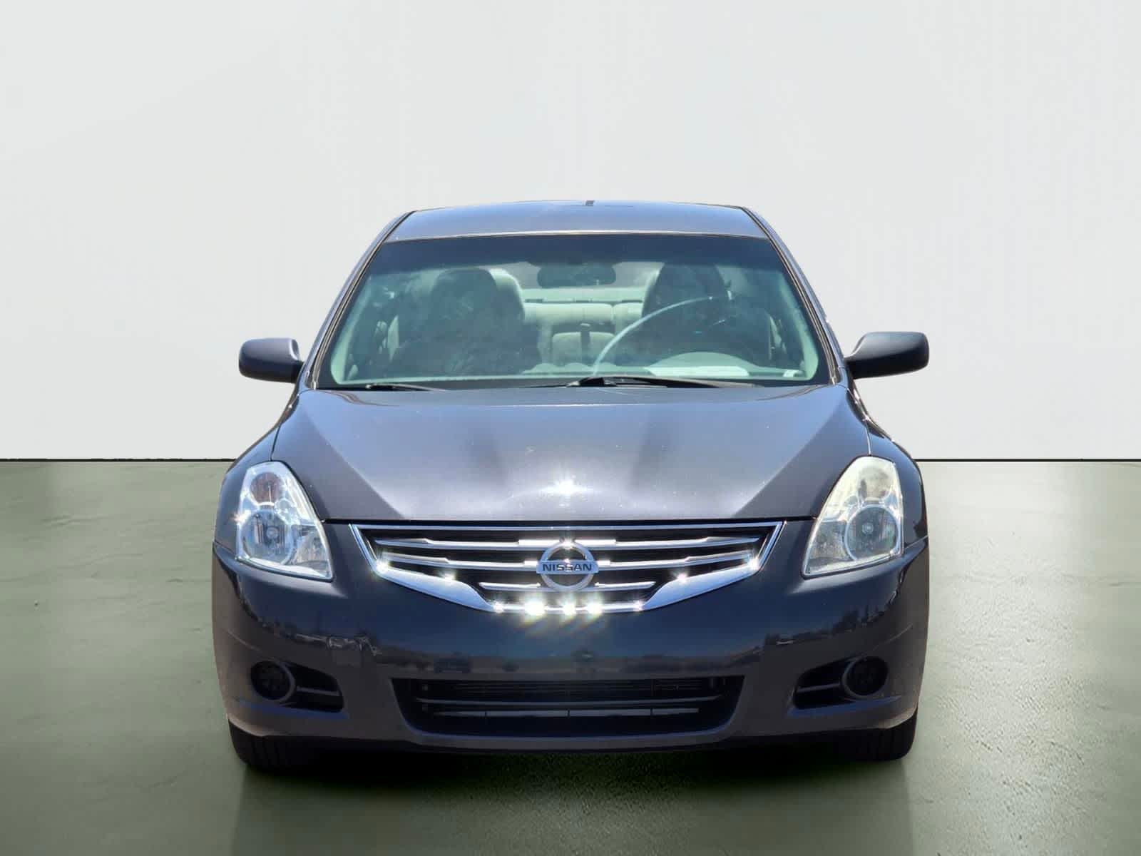 Thumbnail: 2012 Nissan Altima - 9