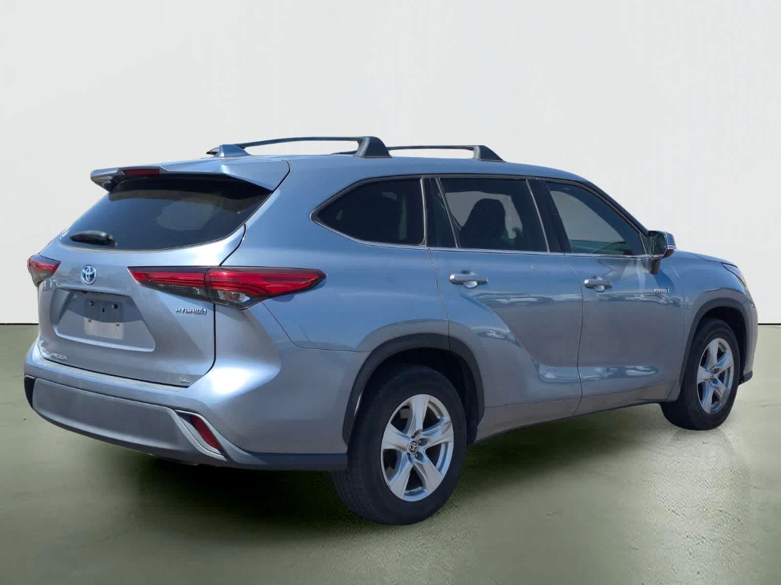 Thumbnail: 2021 Toyota Highlander - 6