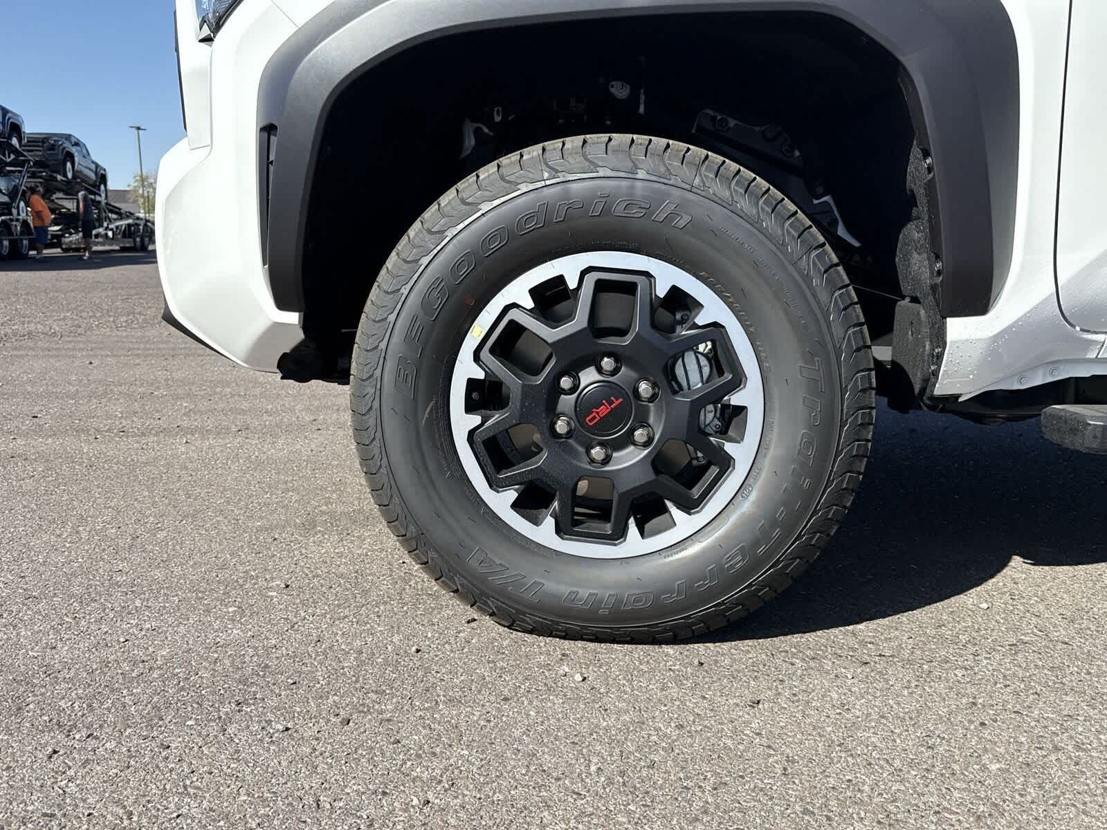 Thumbnail: 2025 Toyota Tacoma - 10