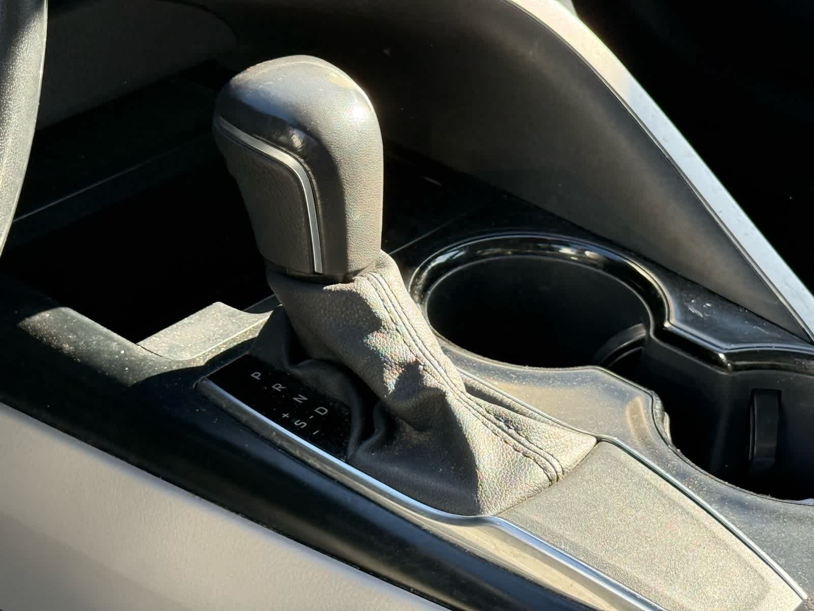 Thumbnail: 2020 Toyota Camry - 12