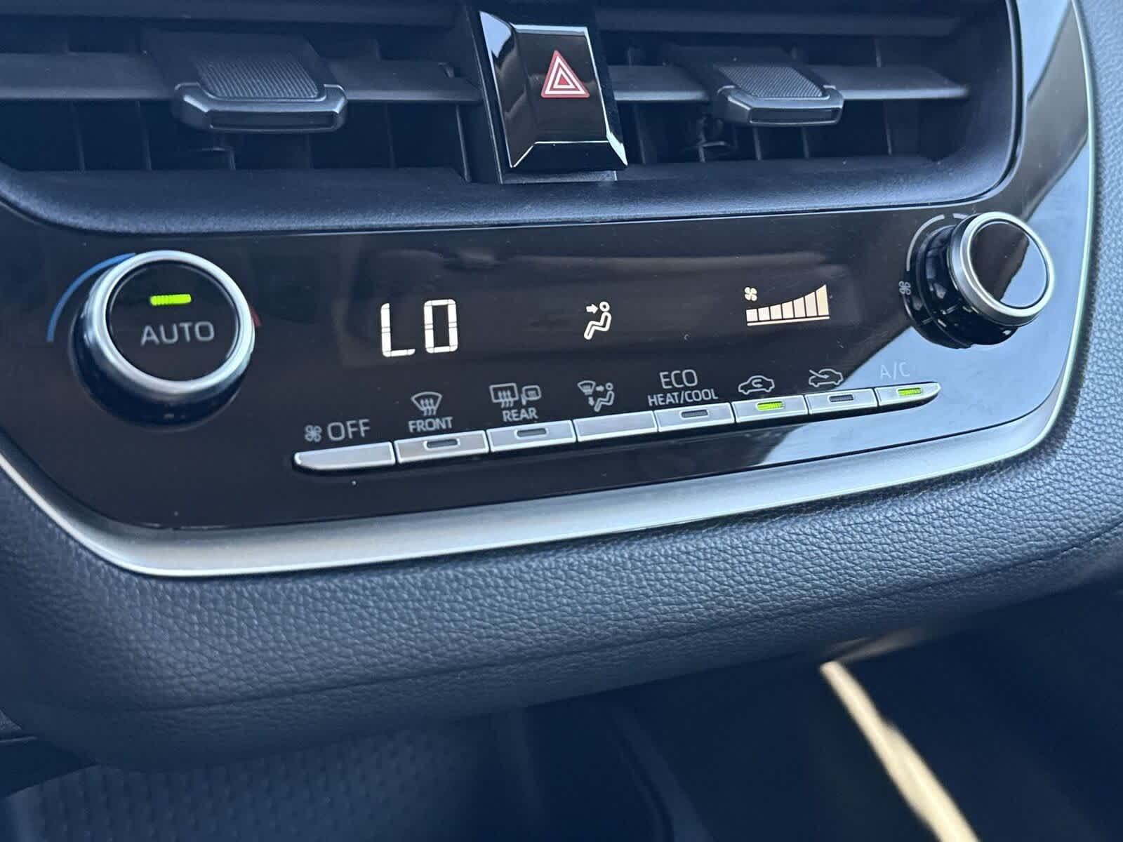 Thumbnail: 2020 Toyota Corolla - 23