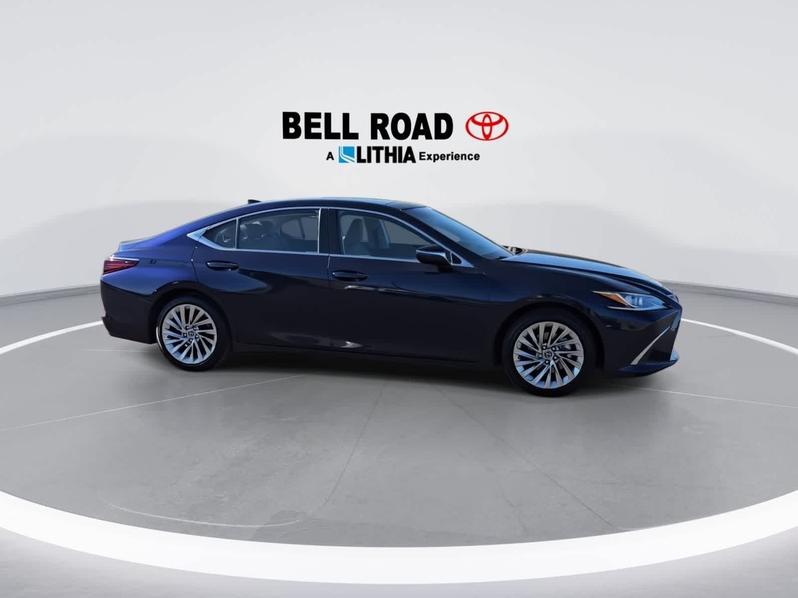 Thumbnail: 2019 Lexus ES - 9