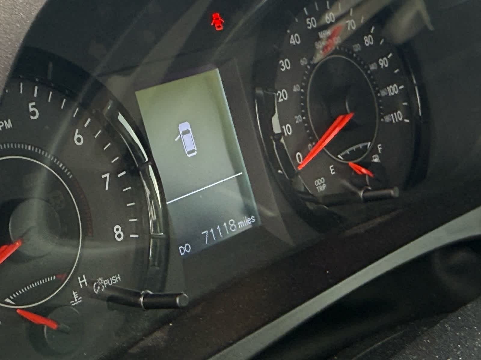 Thumbnail: 2016 Toyota Sienna - 7