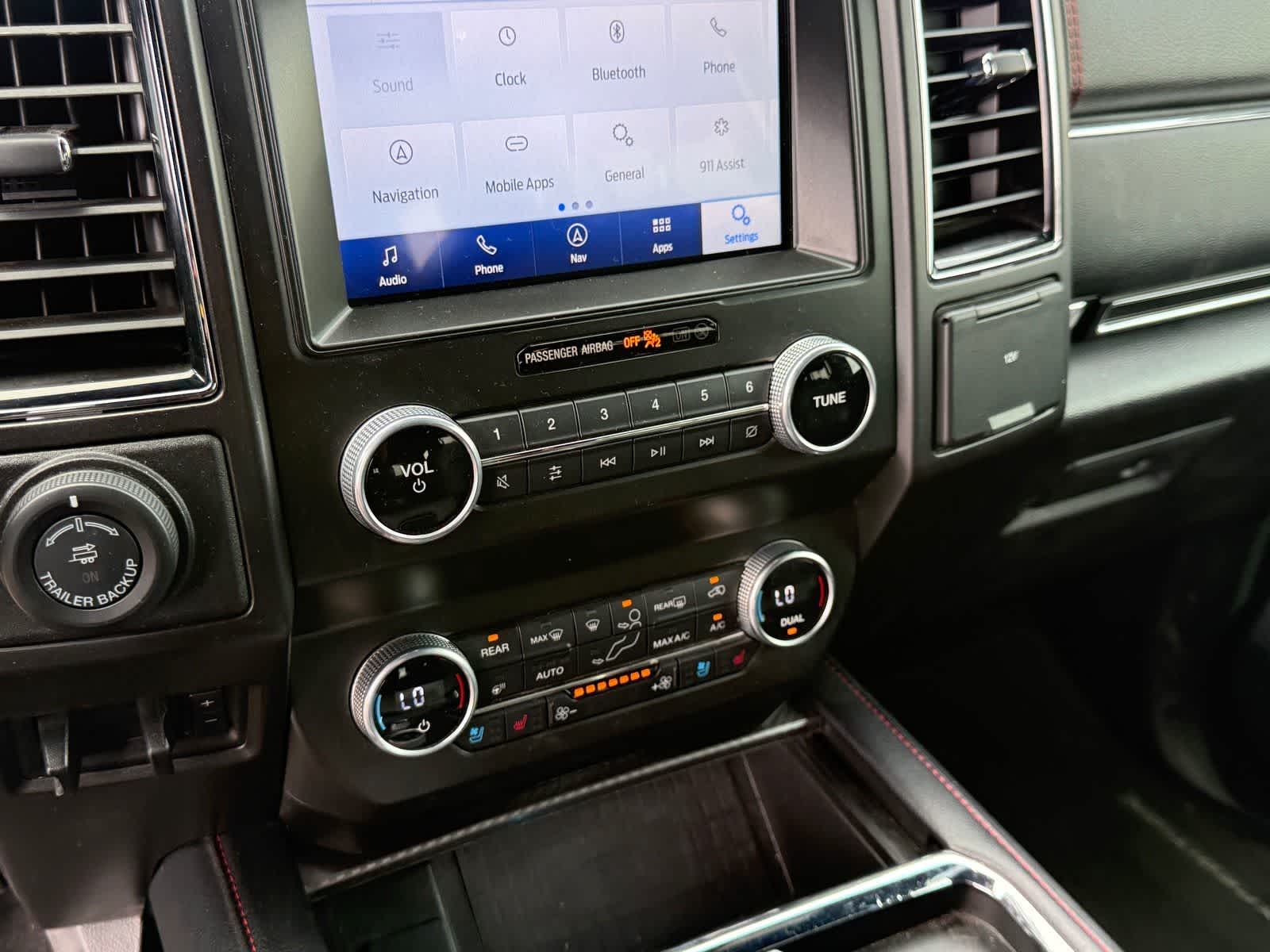 Thumbnail: 2021 Ford Expedition - 20