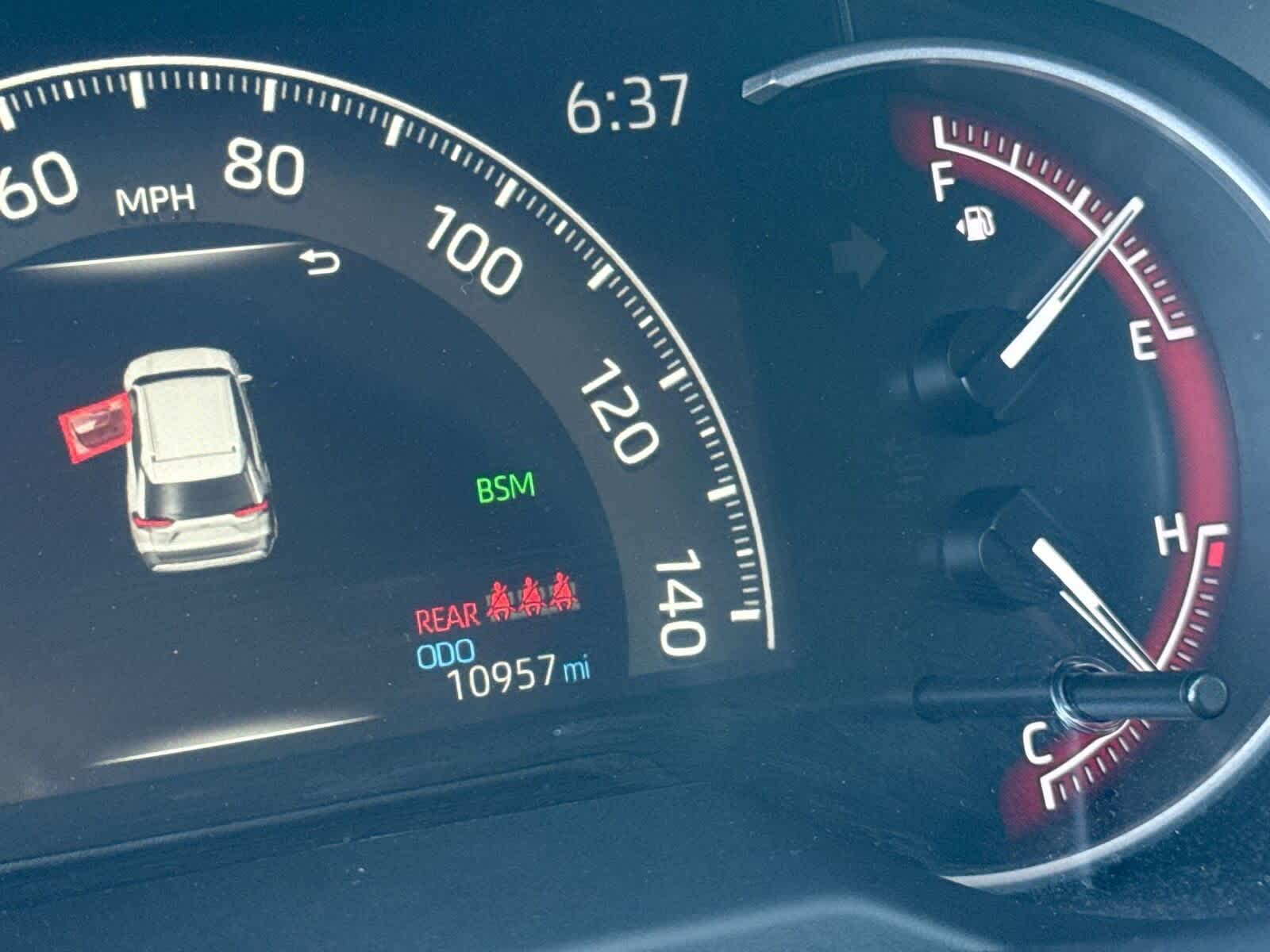 Thumbnail: 2023 Toyota RAV4 - 30