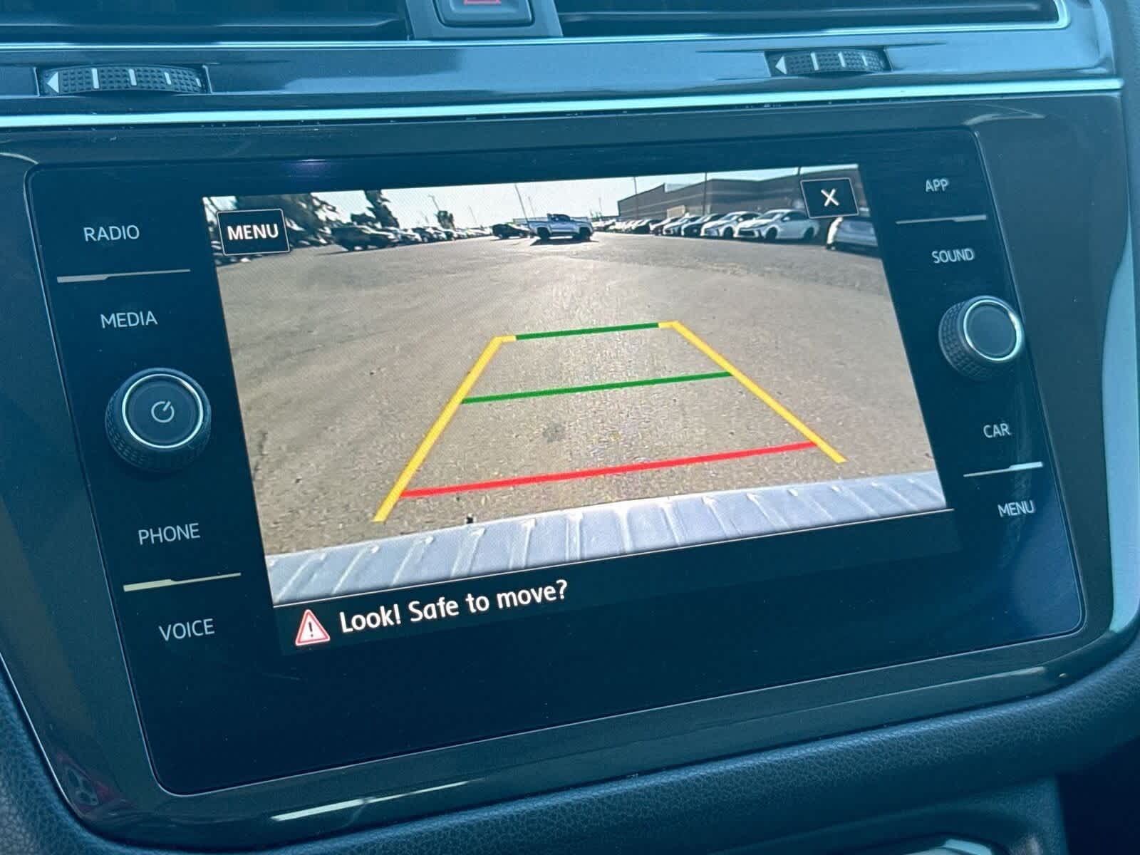 Thumbnail: 2019 Volkswagen Tiguan - 21