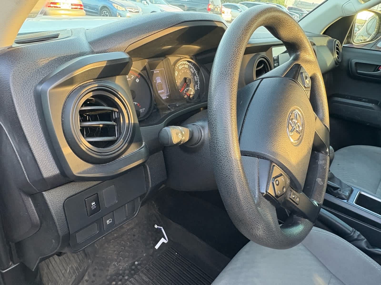 Thumbnail: 2020 Toyota Tacoma - 8