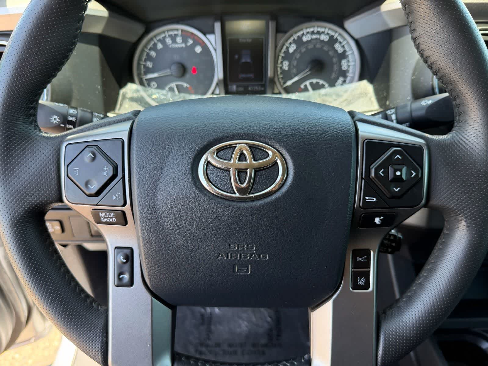 Thumbnail: 2019 Toyota Tacoma - 32