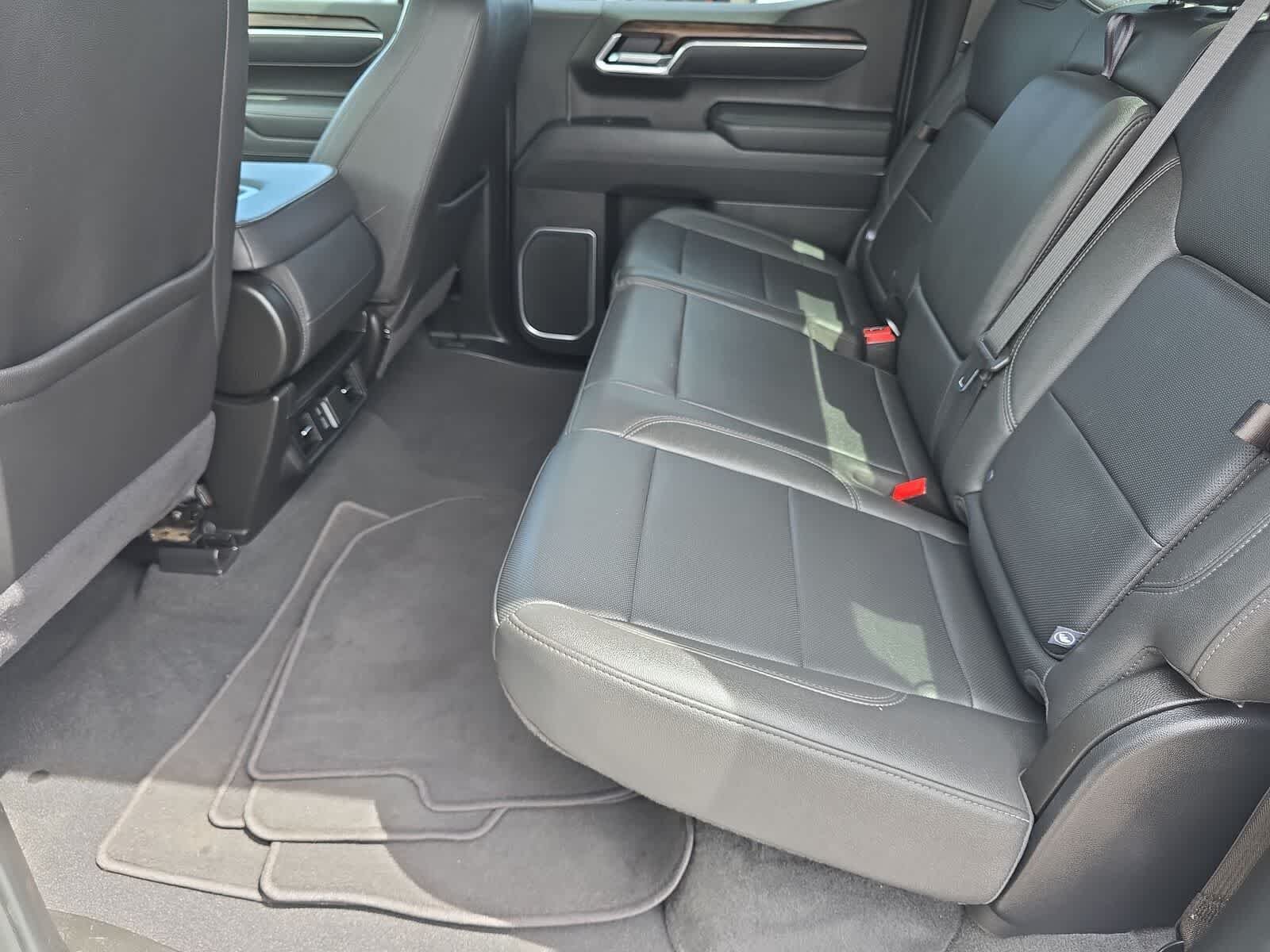 Thumbnail: 2025 GMC Sierra 1500 - 14