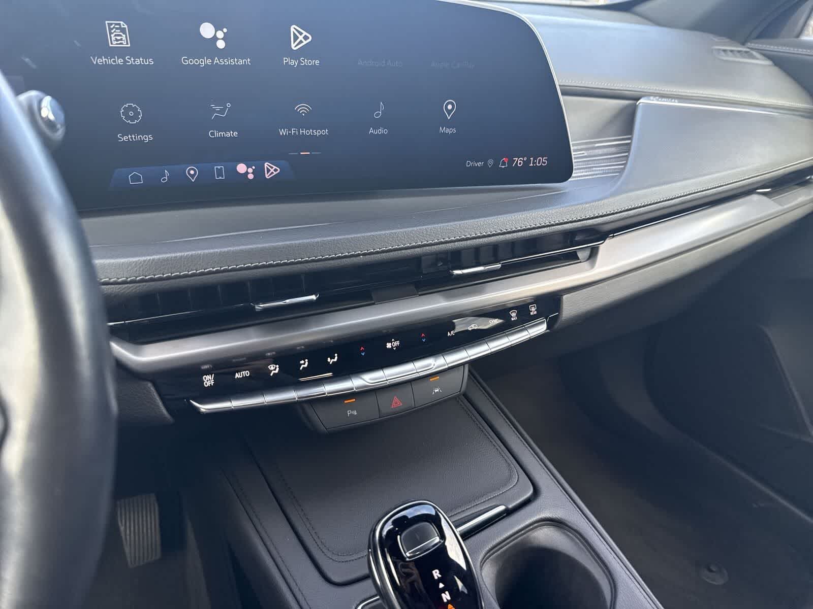 Thumbnail: 2024 Cadillac XT4 - 20