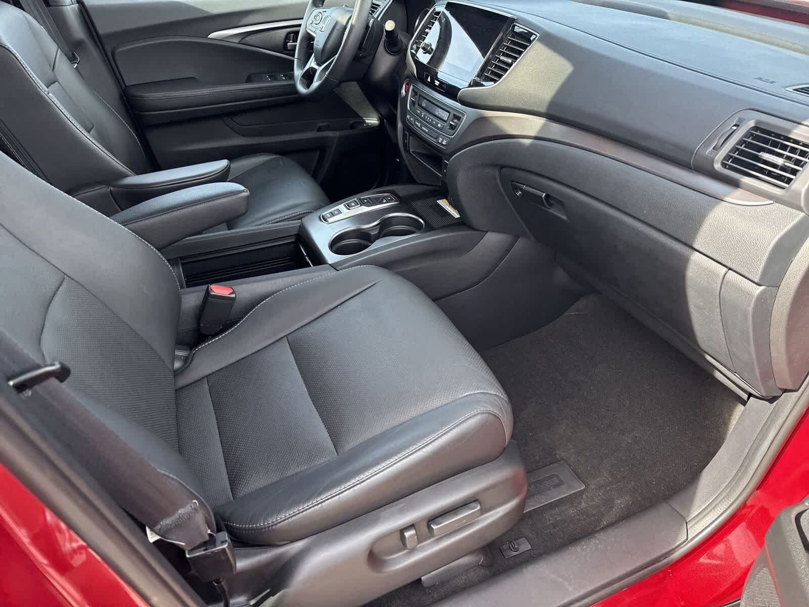 Thumbnail: 2023 Honda Passport - 11