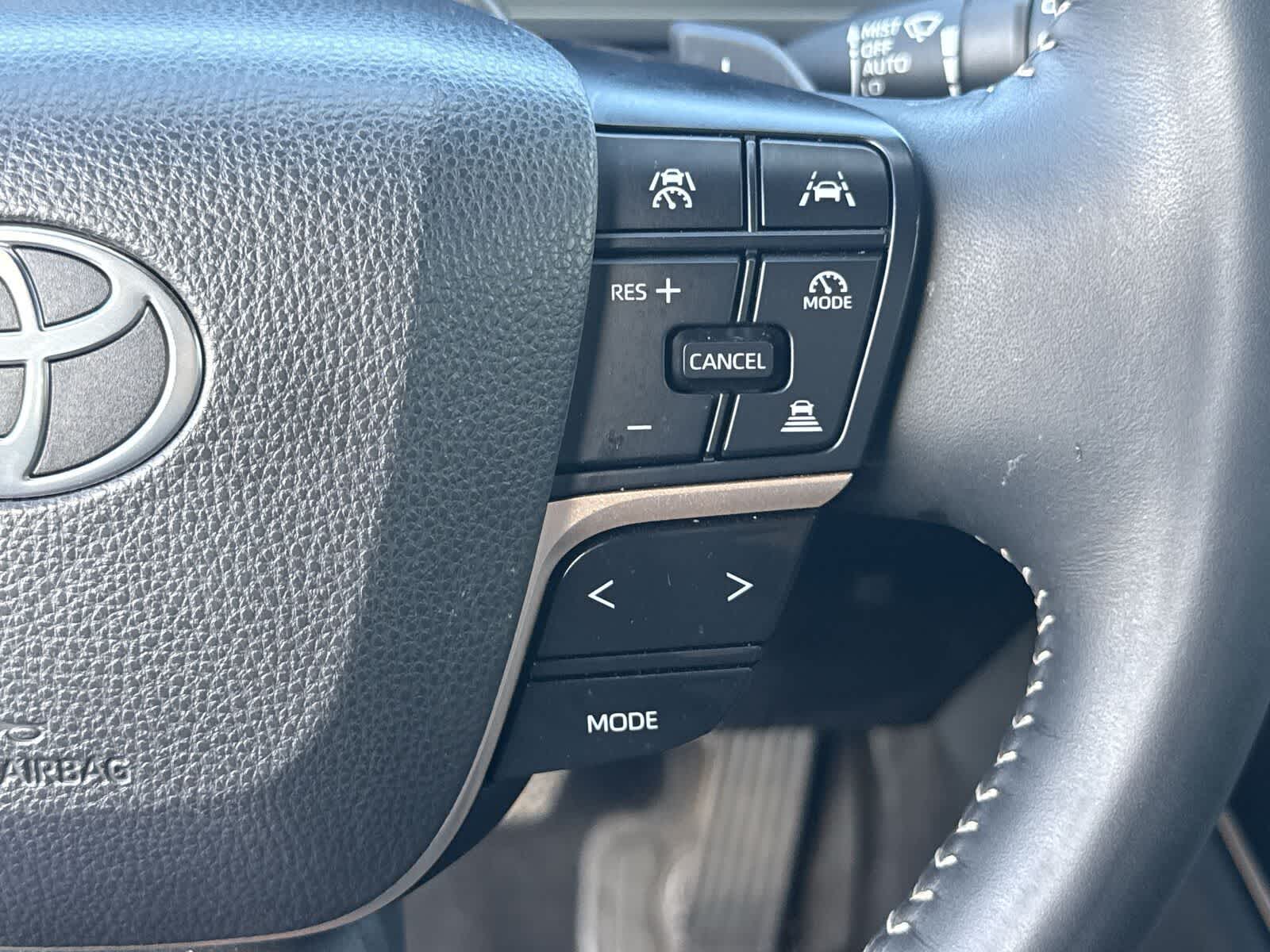 Thumbnail: 2025 Toyota Crown Signia - 29