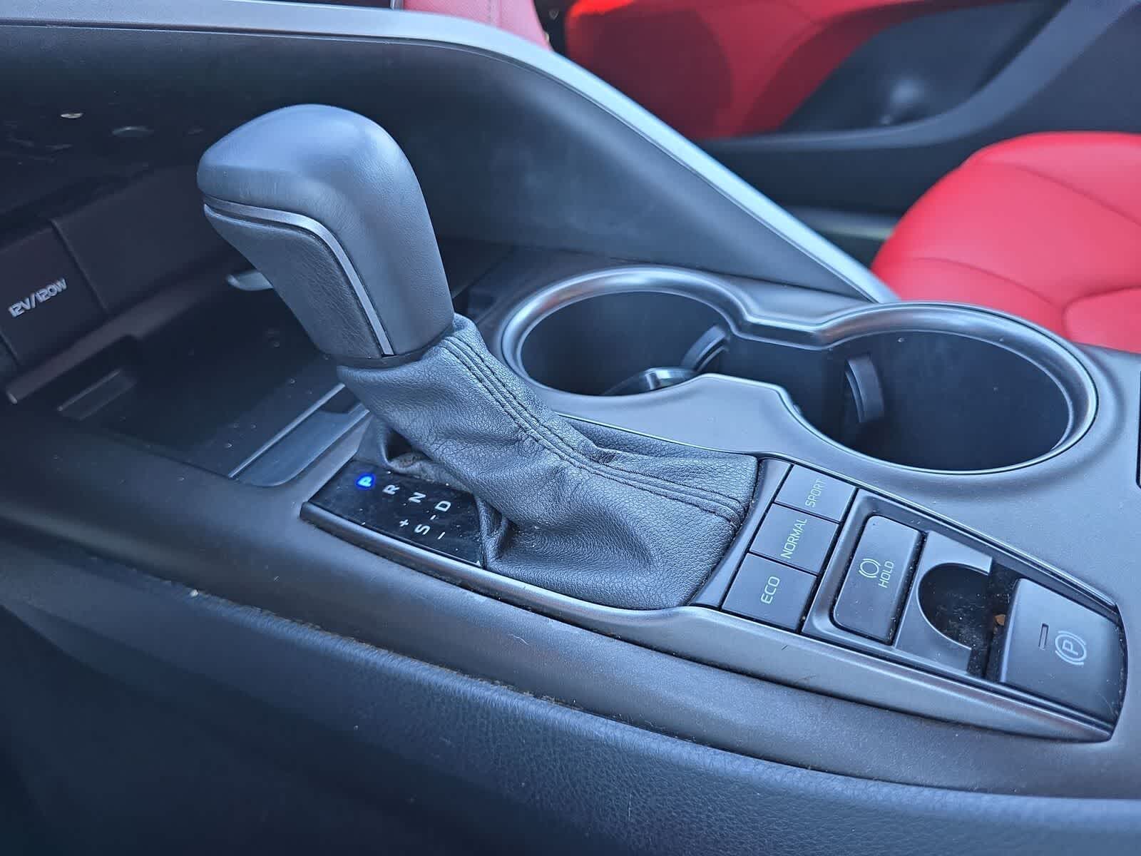 Thumbnail: 2022 Toyota Camry - 25