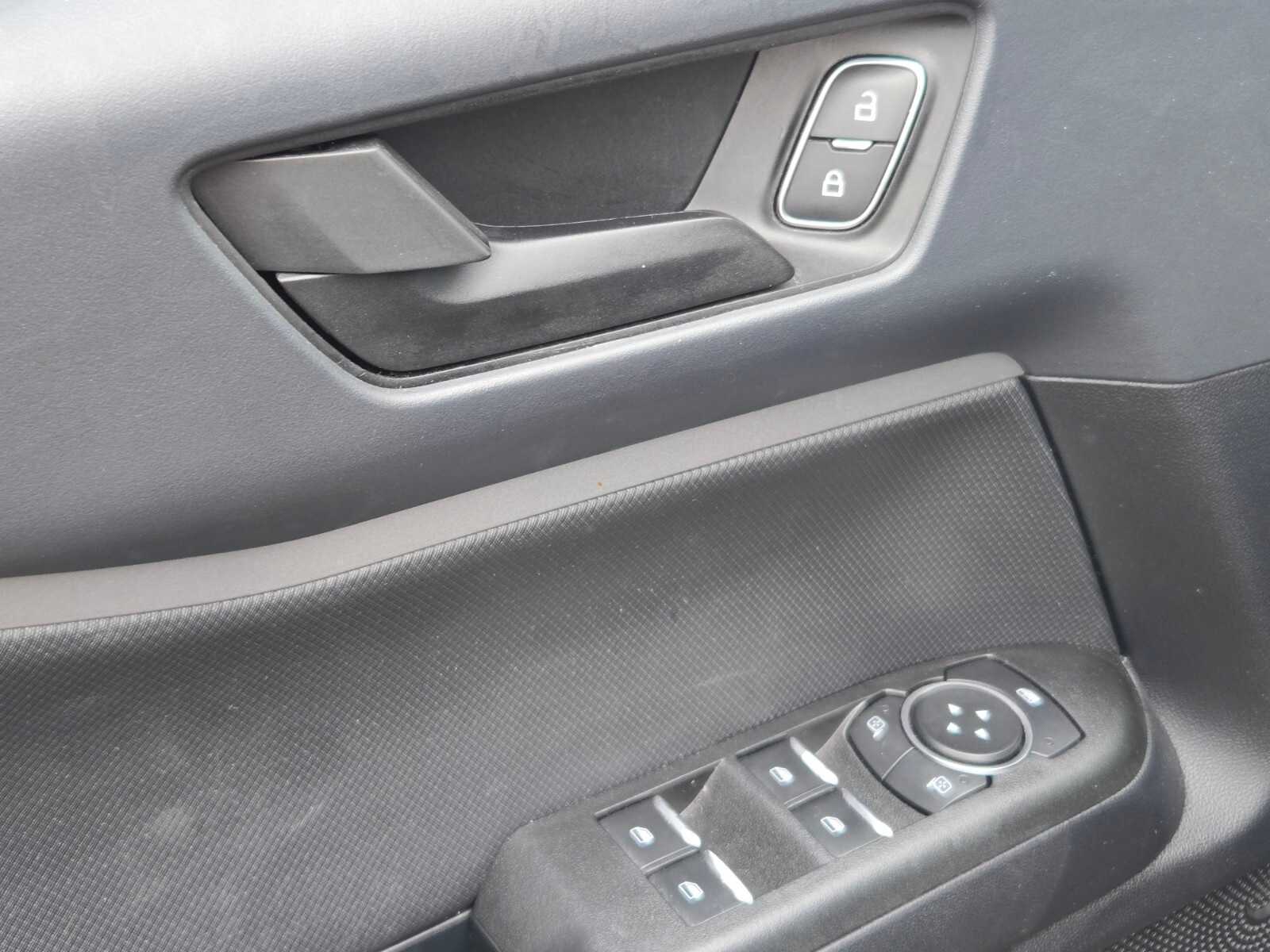 Thumbnail: 2021 Ford Bronco Sport - 17