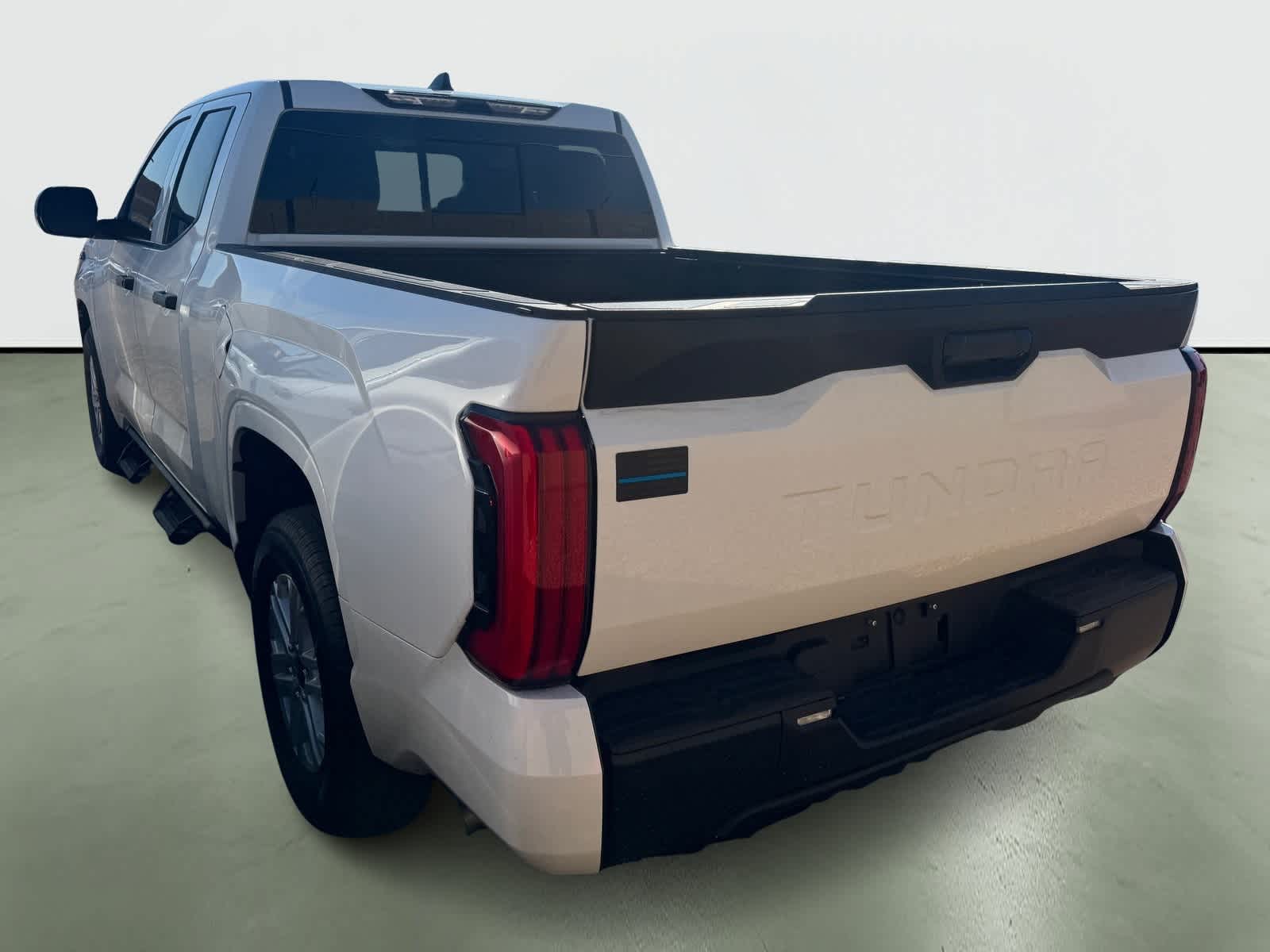 Thumbnail: 2025 Toyota Tundra - 3