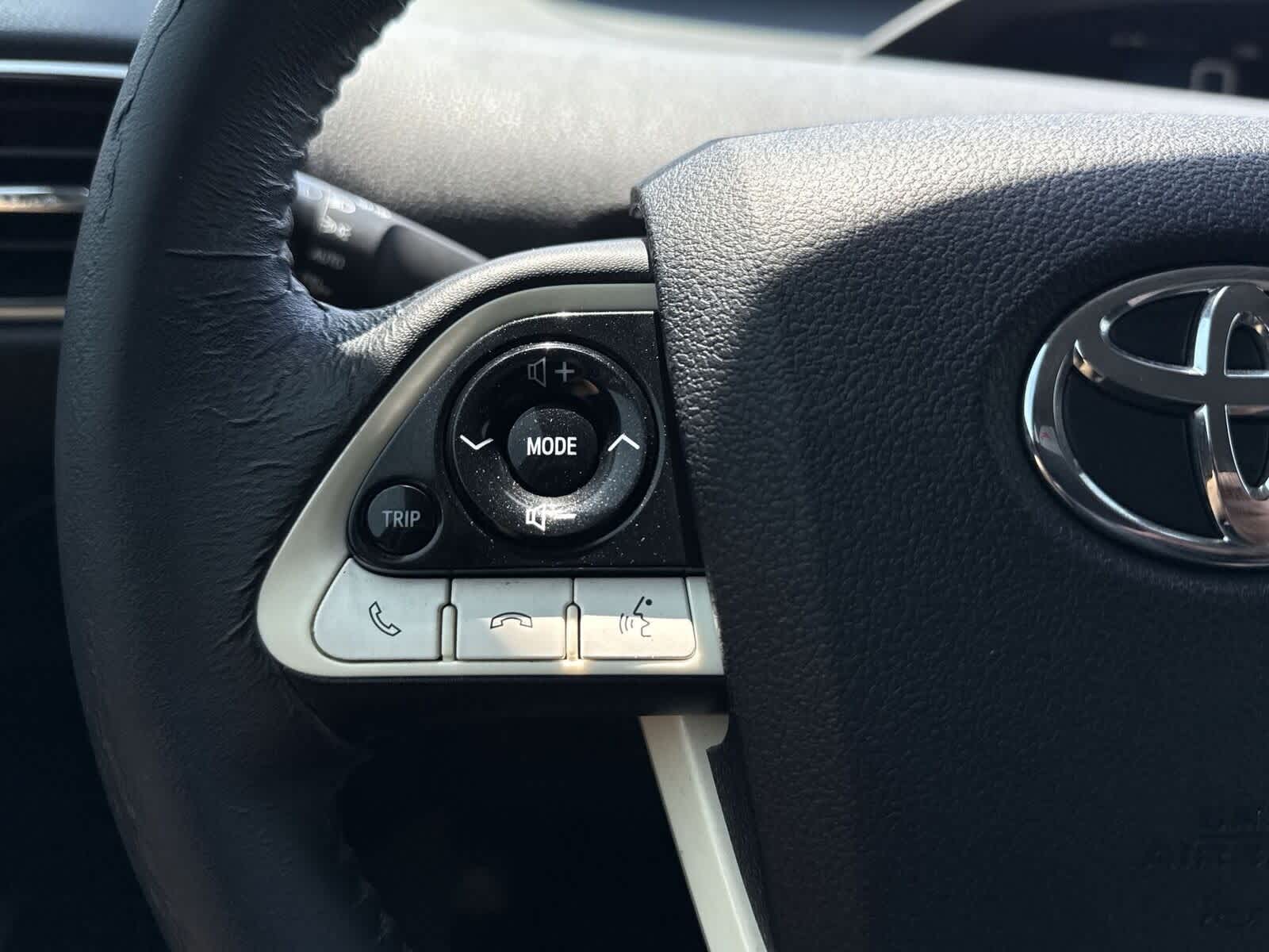 Thumbnail: 2017 Toyota Prius - 28