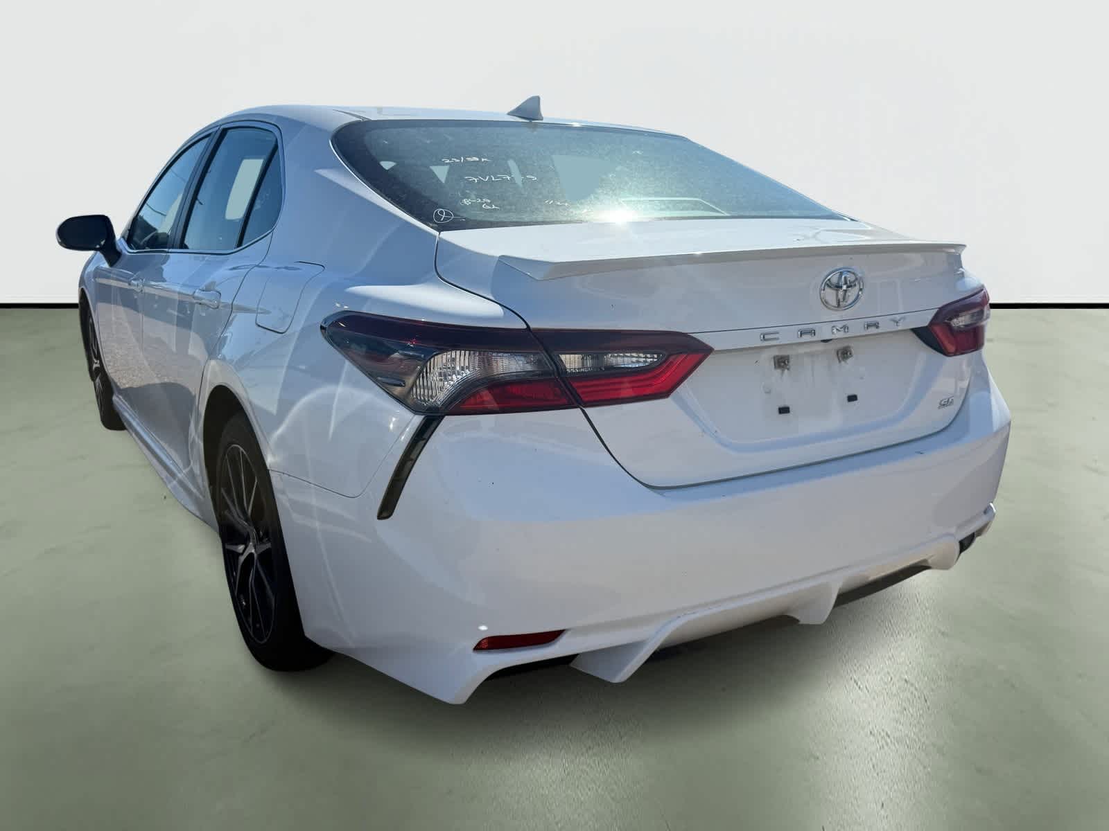 Thumbnail: 2023 Toyota Camry - 3