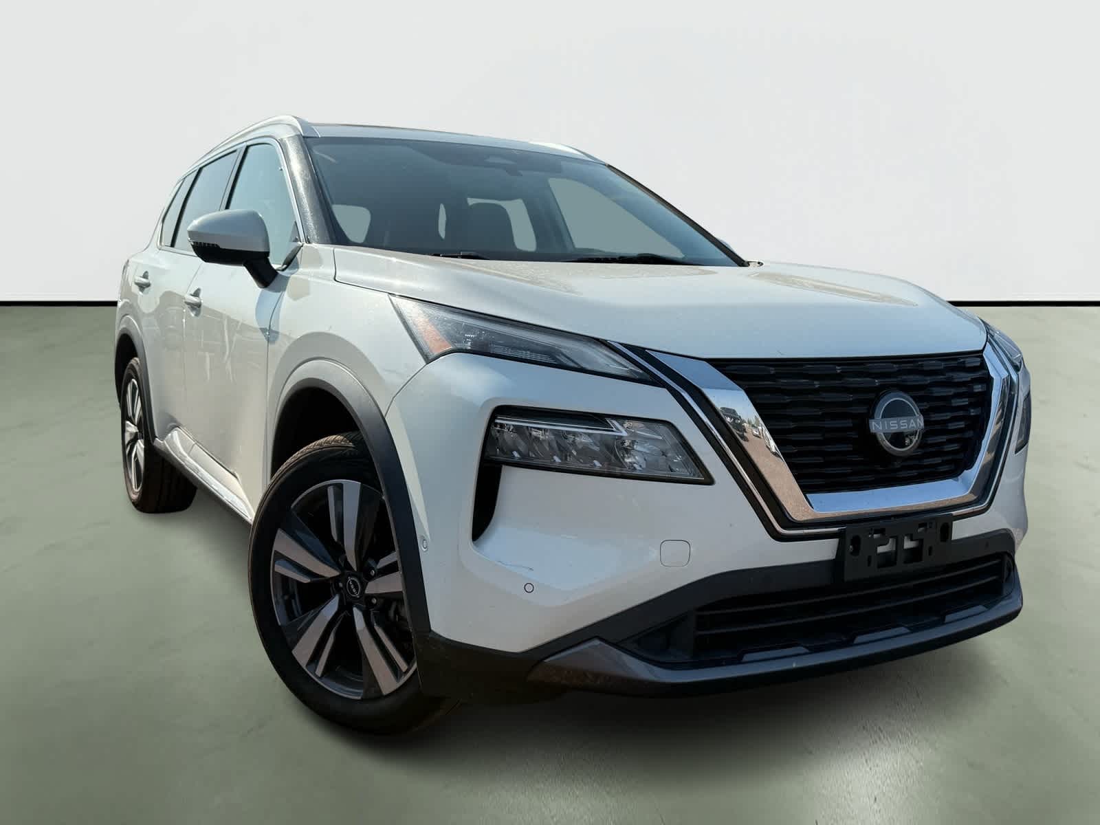 Thumbnail: 2023 Nissan Rogue - 5