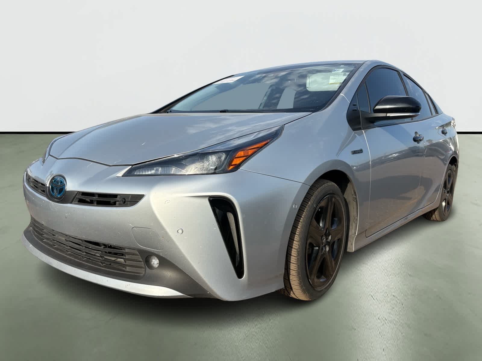 Thumbnail: 2022 Toyota Prius - 2