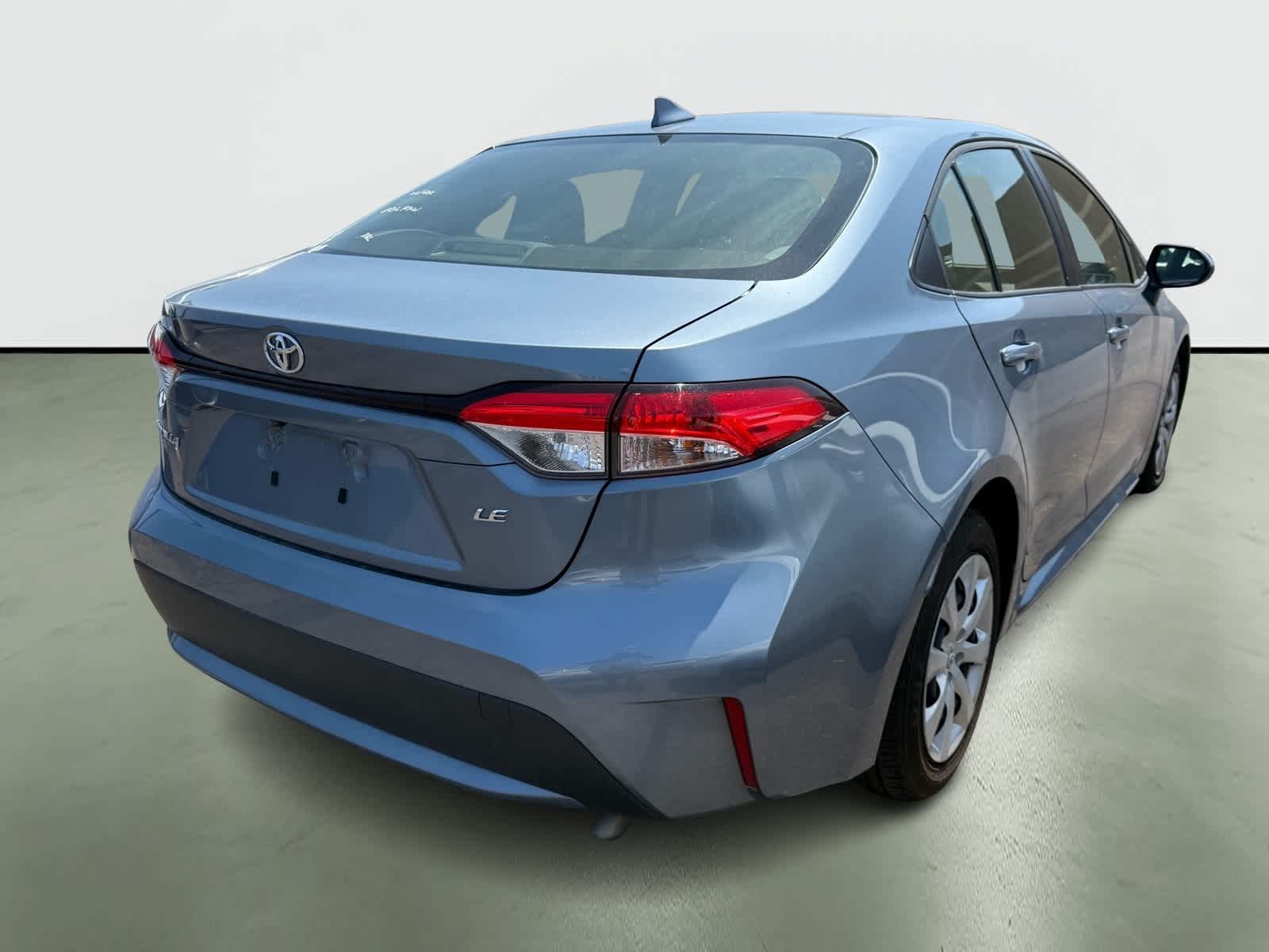 2022 Toyota Corolla LE 4