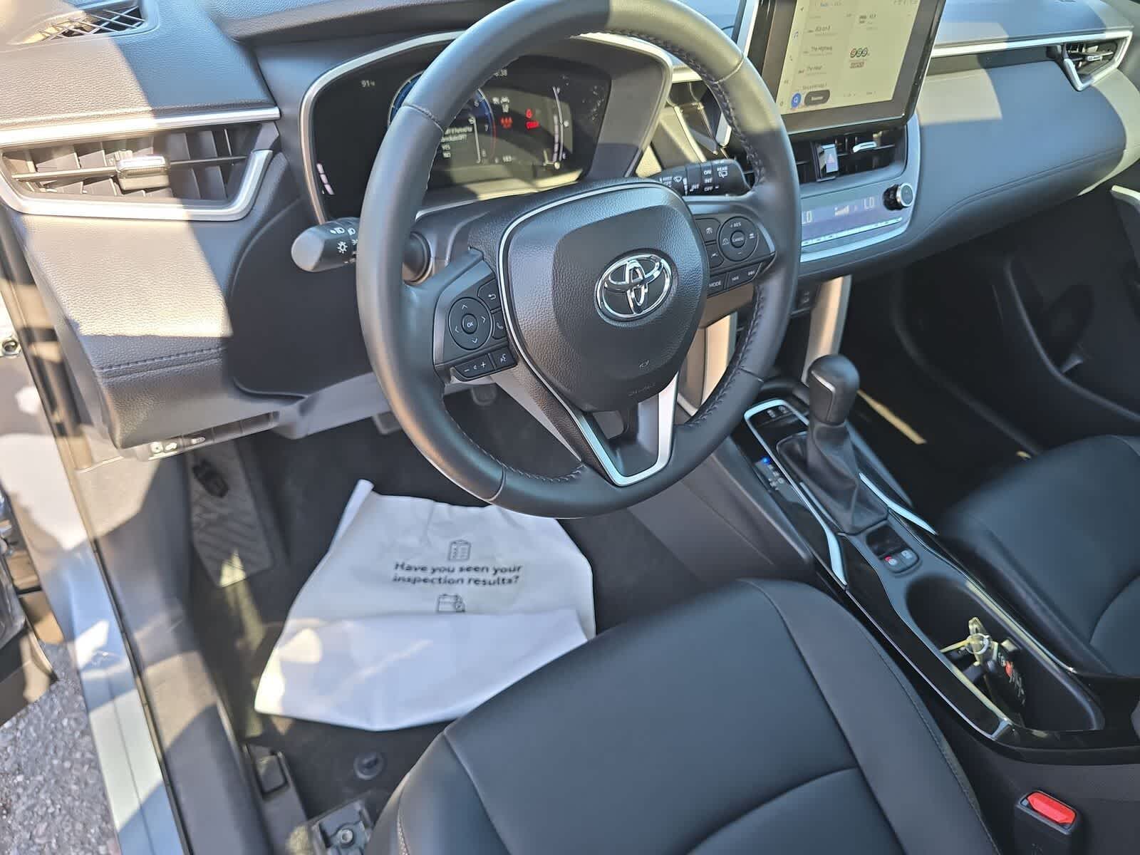Thumbnail: 2025 Toyota Corolla Cross - 16