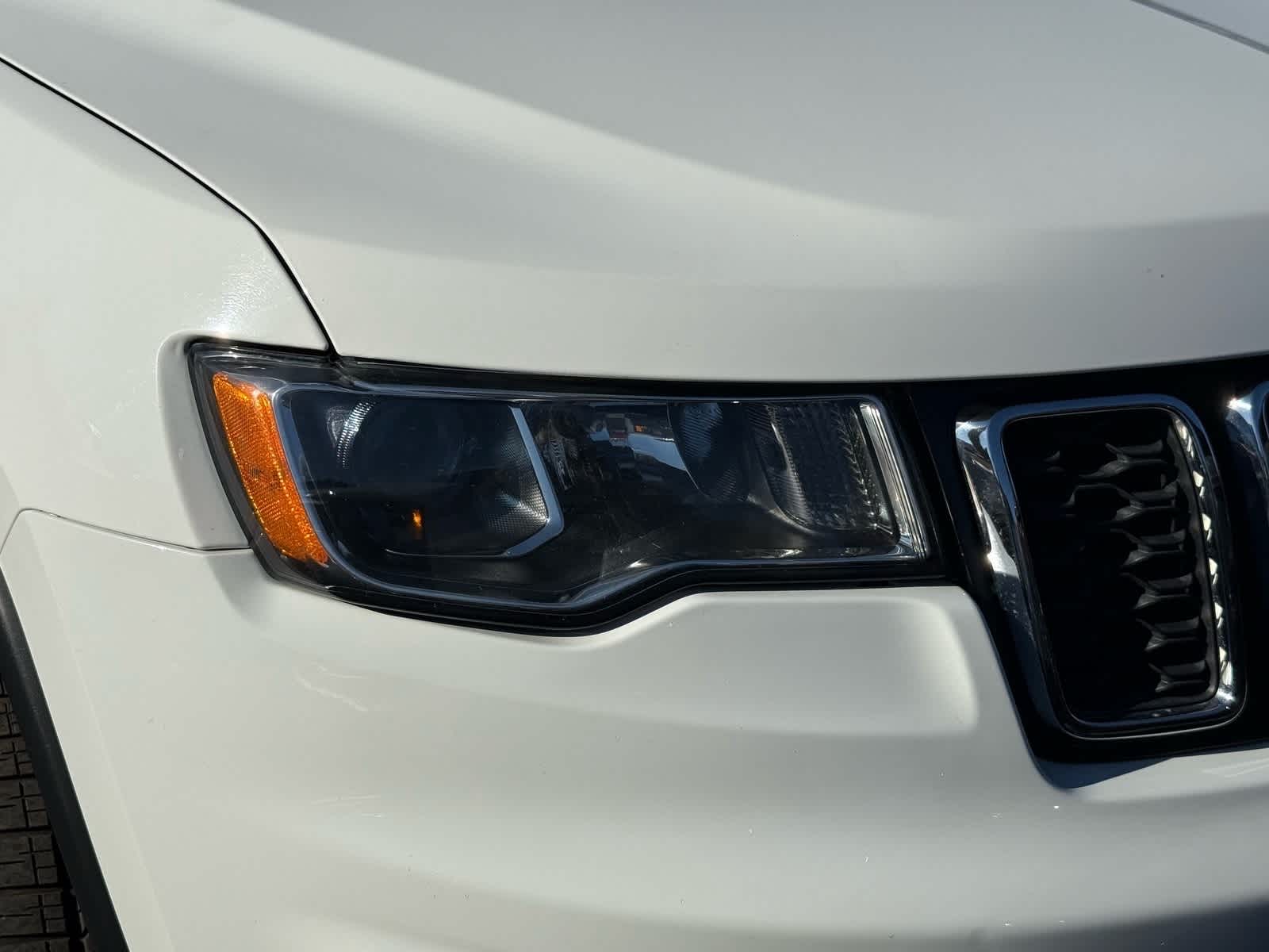 Thumbnail: 2022 Jeep Grand Cherokee - 23