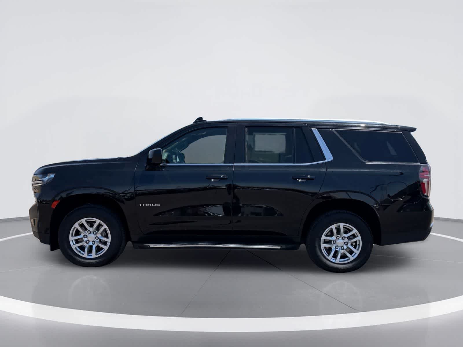 Thumbnail: 2024 Chevrolet Tahoe - 3