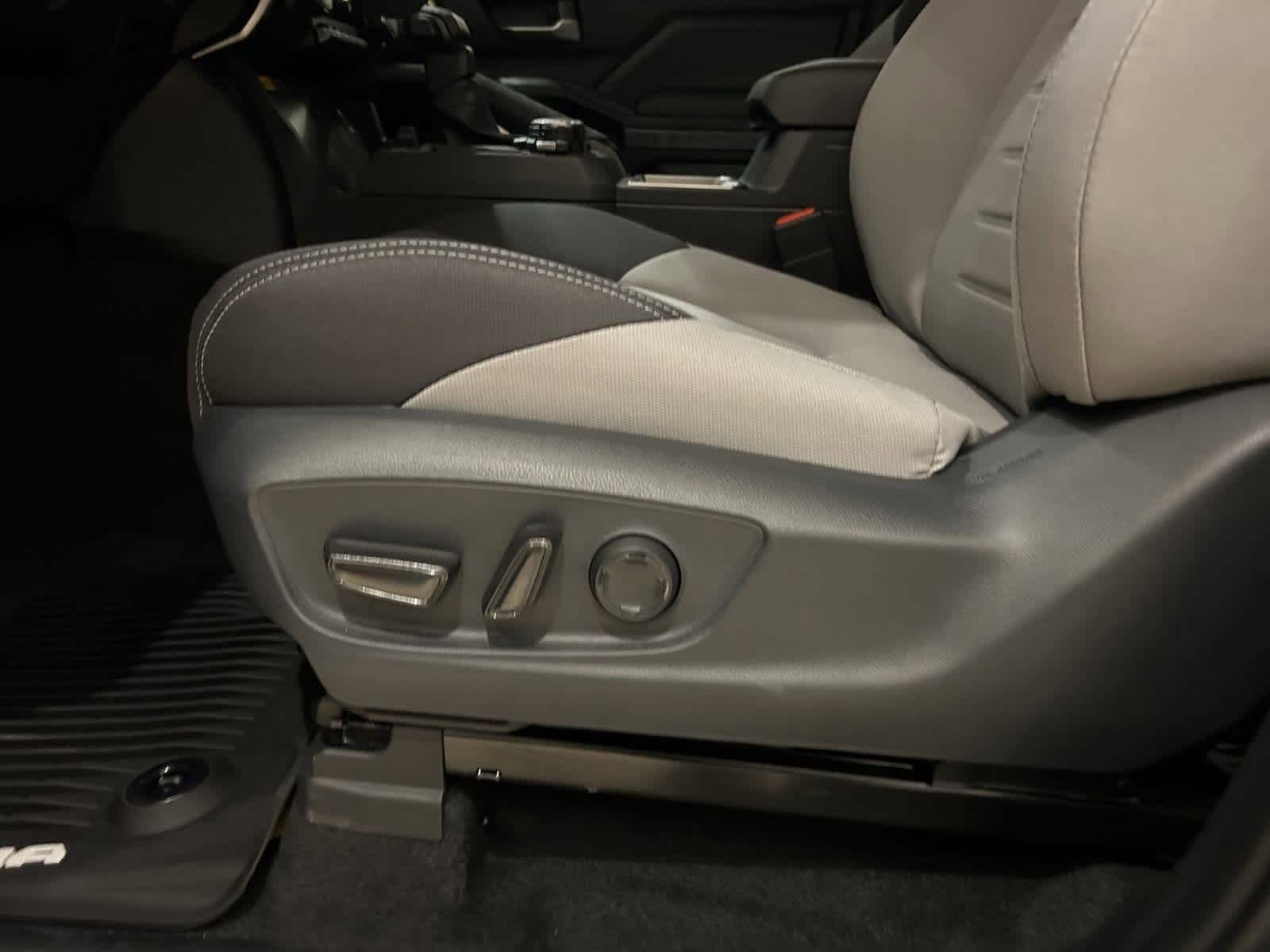 Thumbnail: 2025 Toyota Tacoma - 15