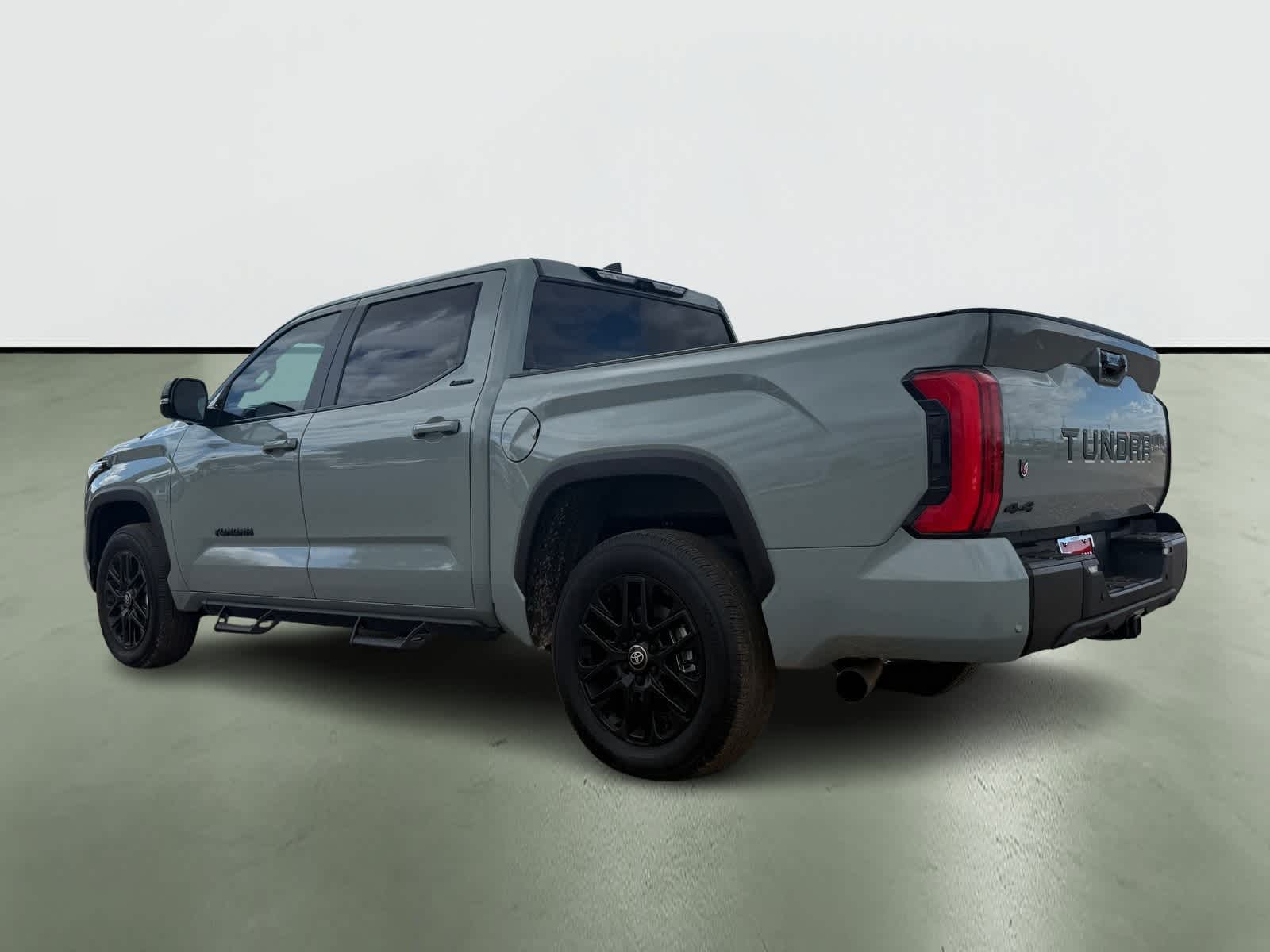 Thumbnail: 2025 Toyota Tundra - 3