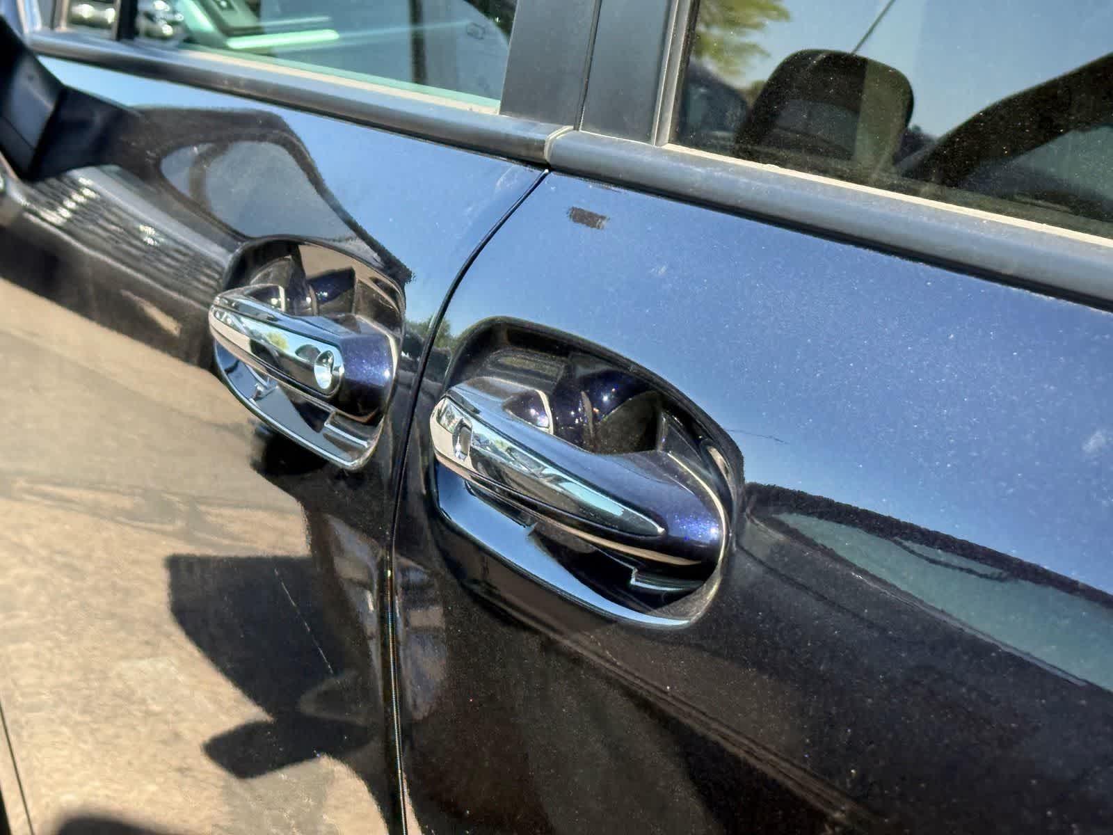 Thumbnail: 2024 Toyota Sienna - 12