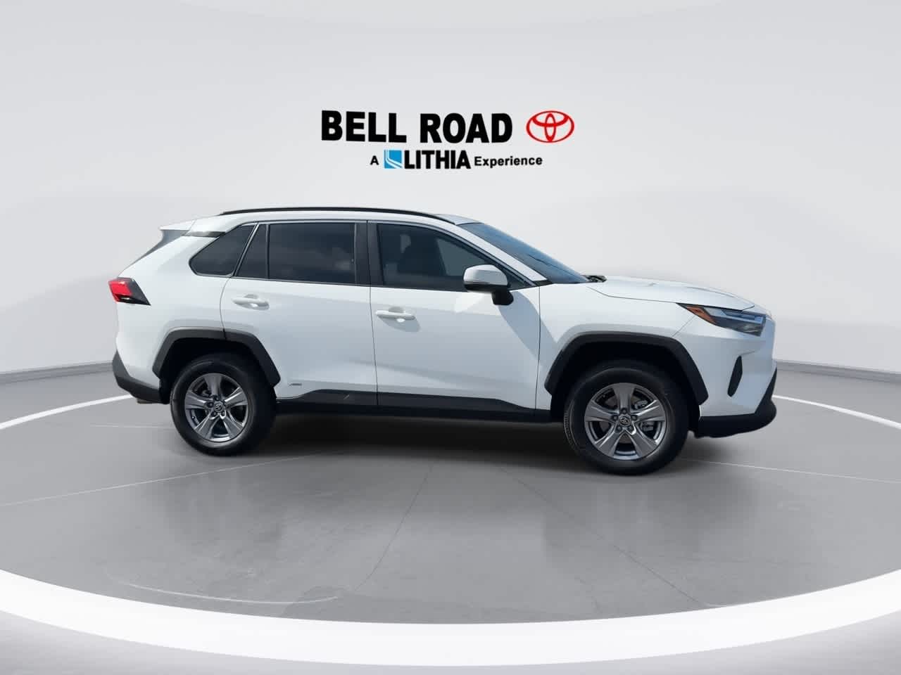 Thumbnail: 2022 Toyota RAV4 - 9
