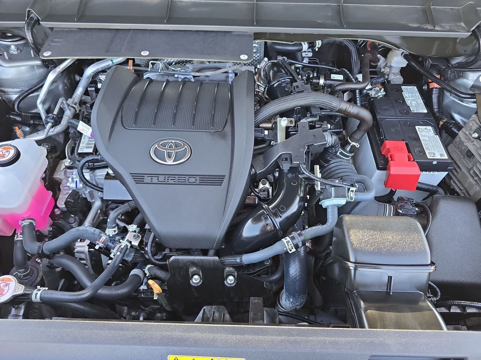 Thumbnail: 2025 Toyota Highlander - 32