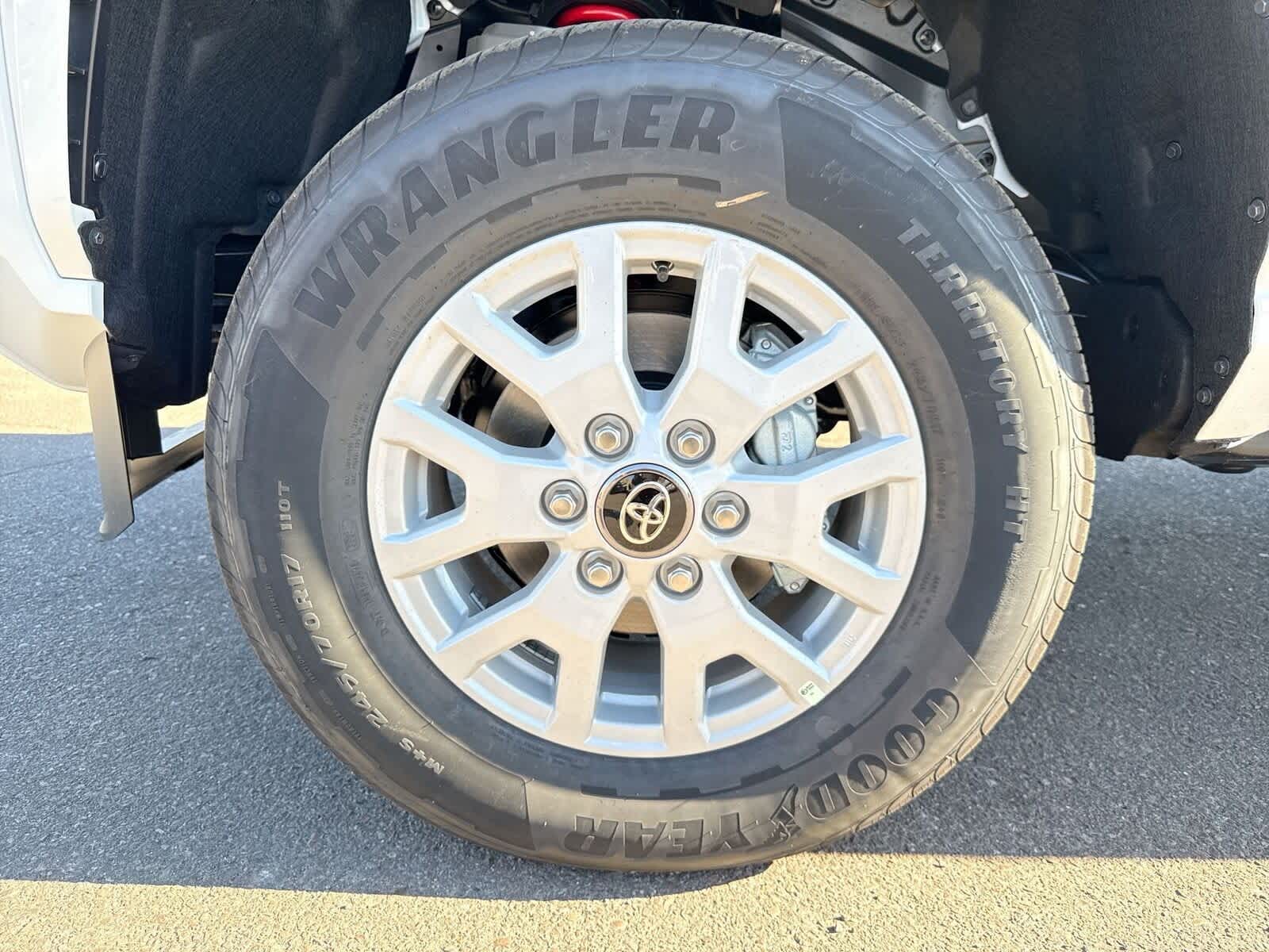 Thumbnail: 2025 Toyota Tacoma - 10