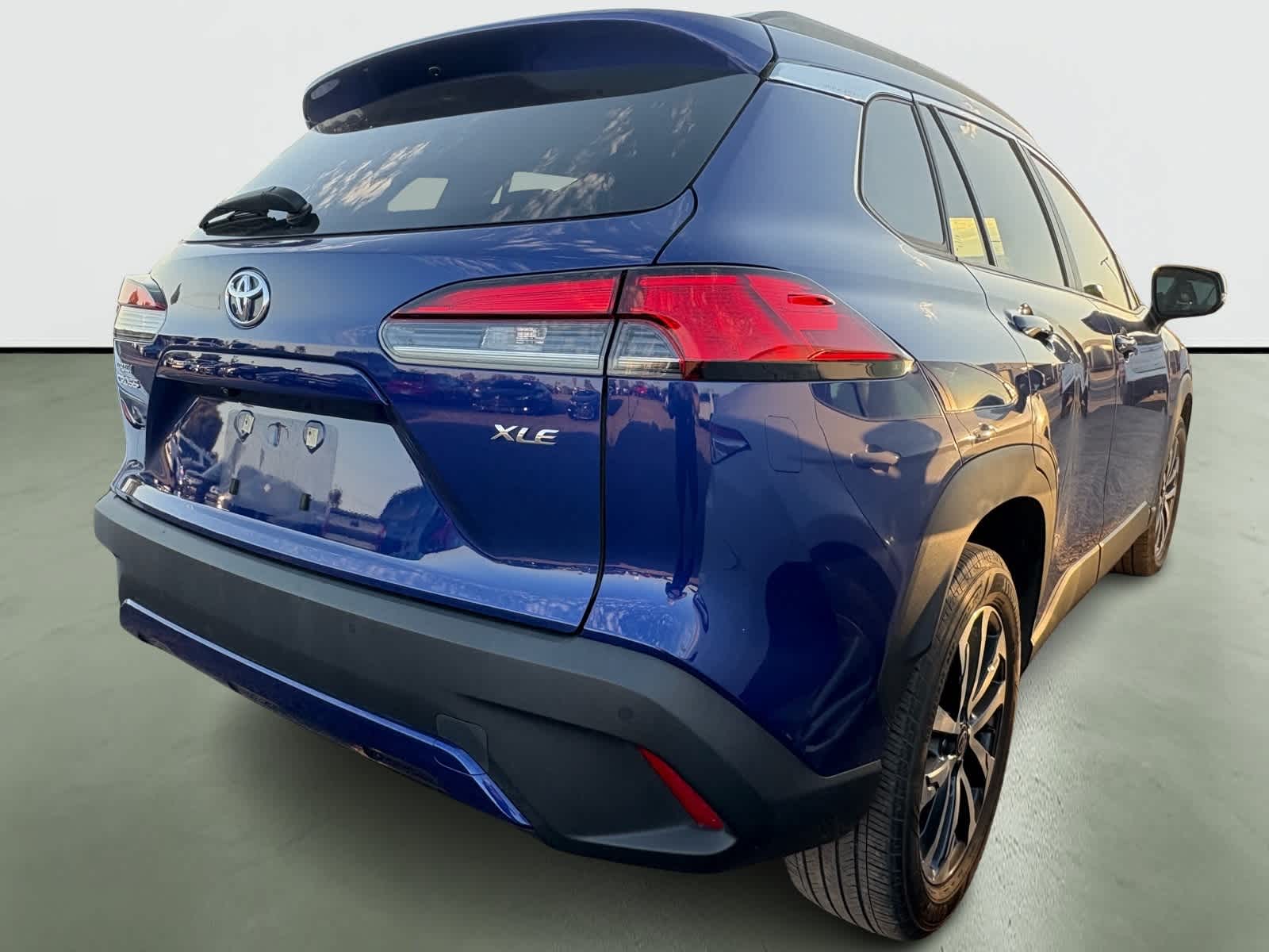 Thumbnail: 2023 Toyota Corolla Cross - 4