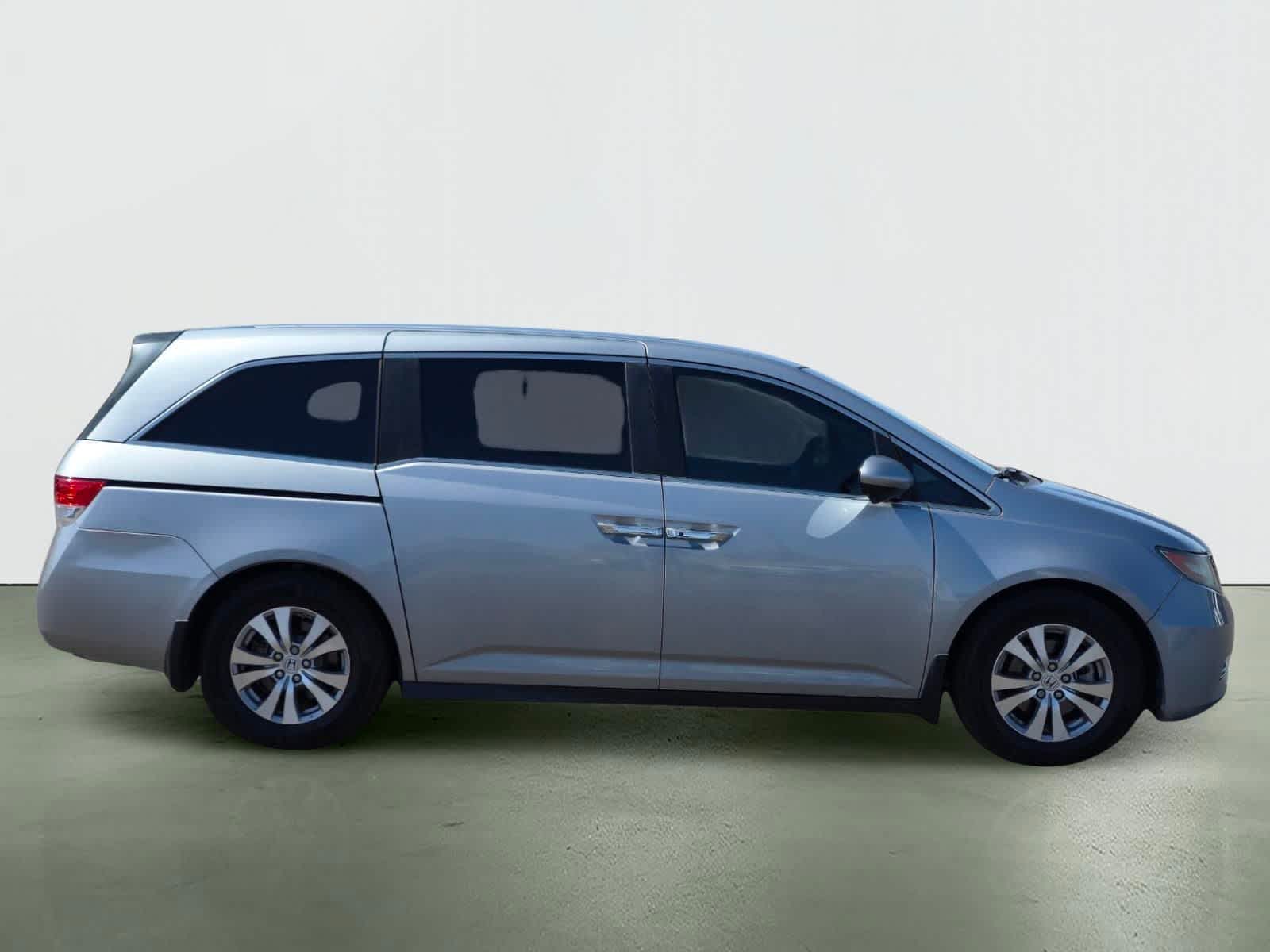Thumbnail: 2016 Honda Odyssey - 13