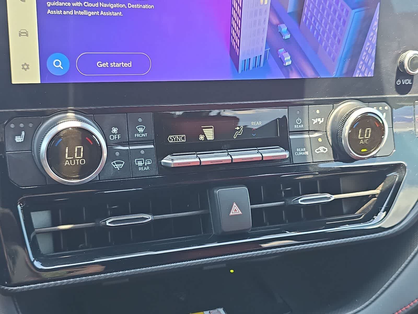 Thumbnail: 2023 Toyota Highlander - 23