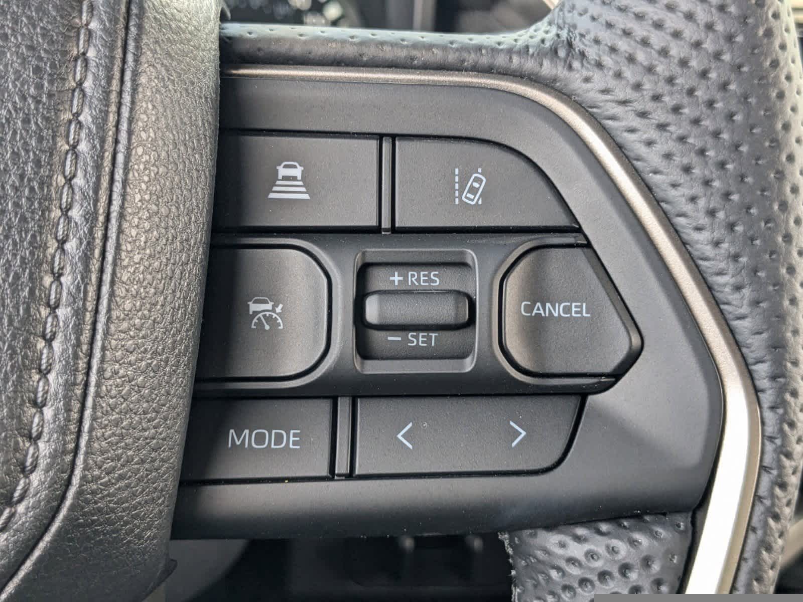 Thumbnail: 2025 Toyota Tundra - 21