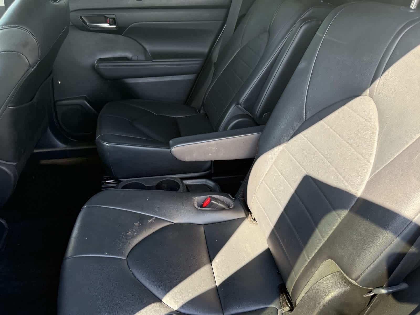 2021 Toyota Highlander XLE 10