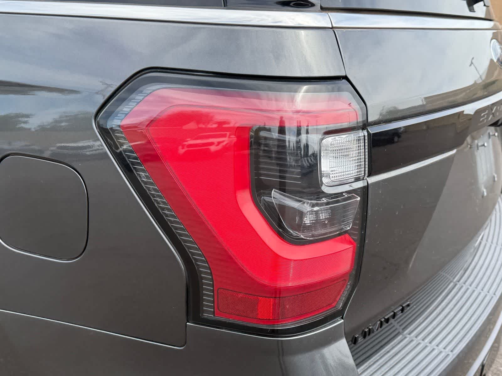 Thumbnail: 2021 Ford Expedition - 10