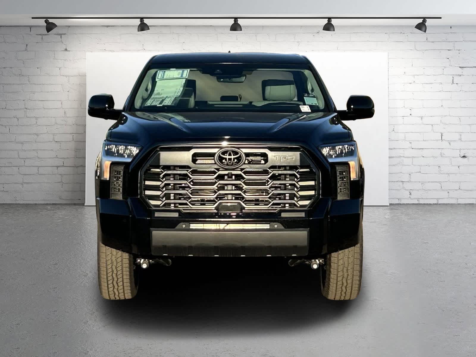 Thumbnail: 2024 Toyota Tundra - 9