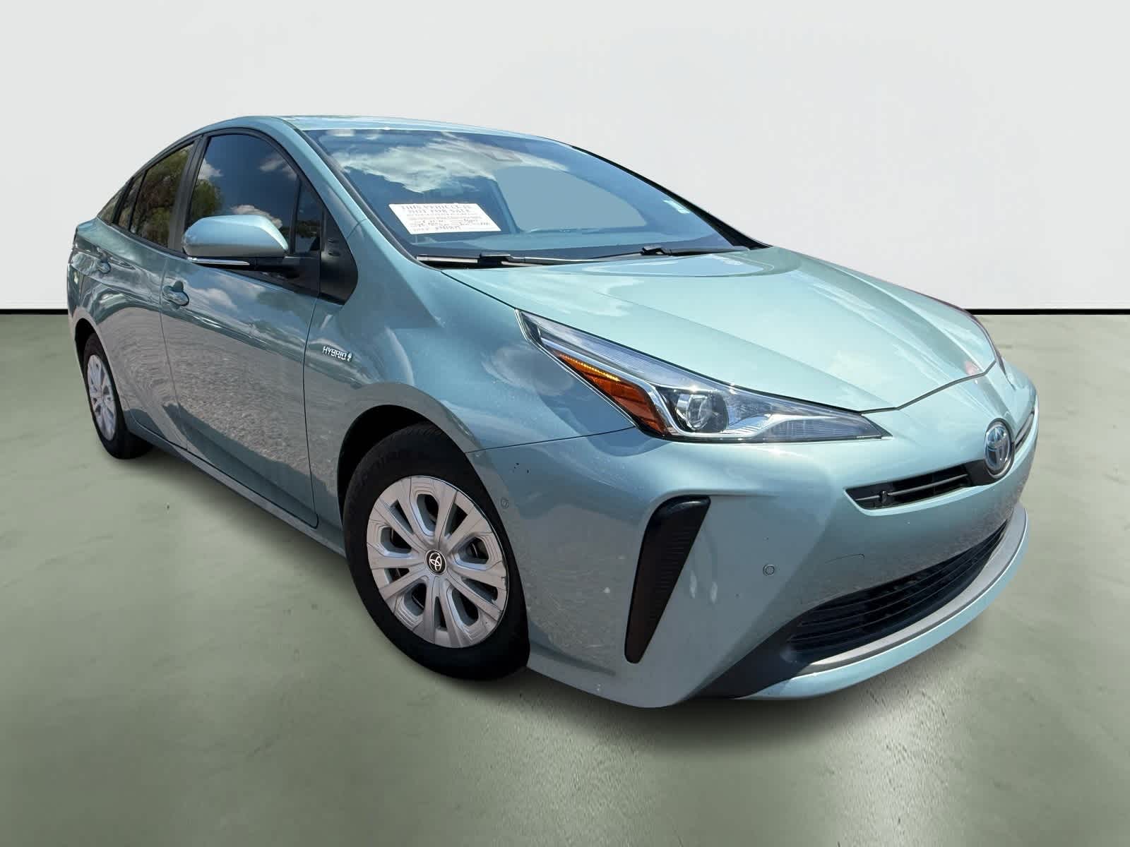 Thumbnail: 2022 Toyota Prius - 5