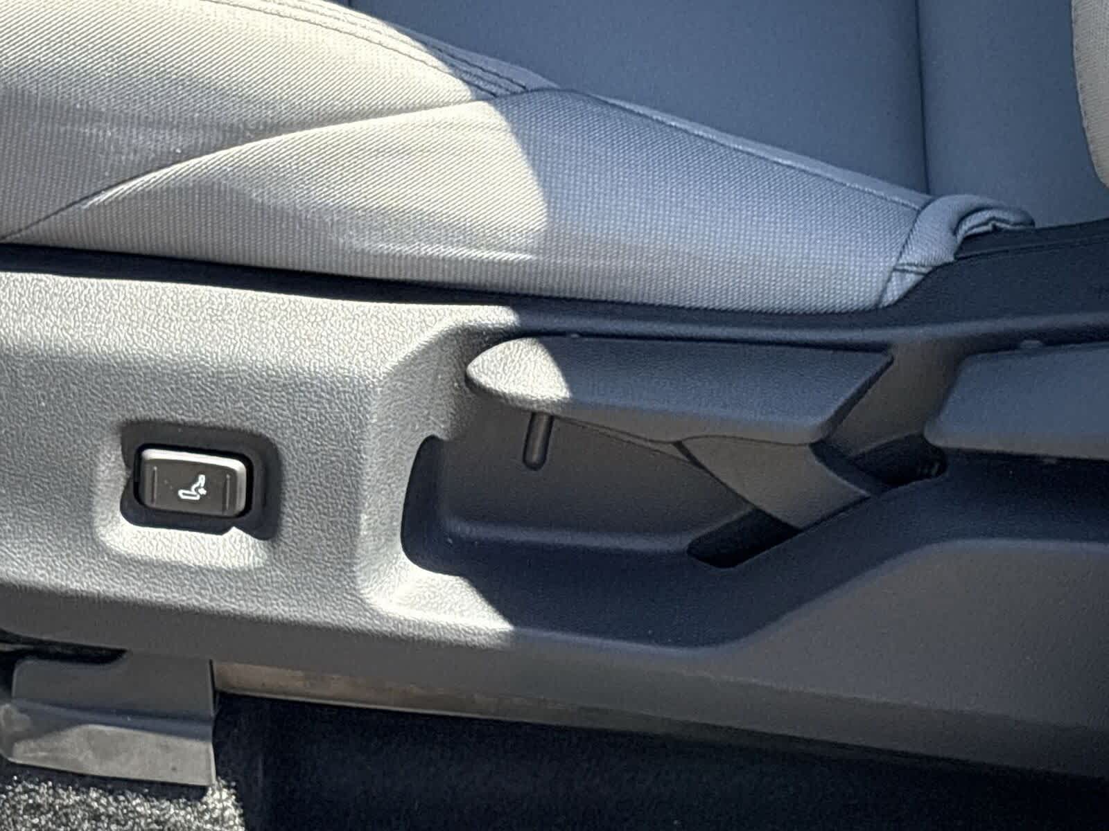 Thumbnail: 2025 Toyota Tacoma - 18