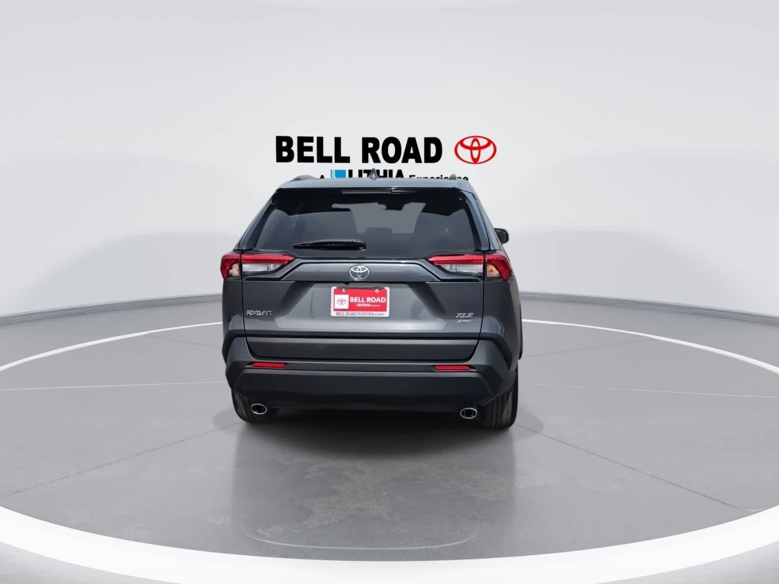 Thumbnail: 2025 Toyota RAV4 - 9