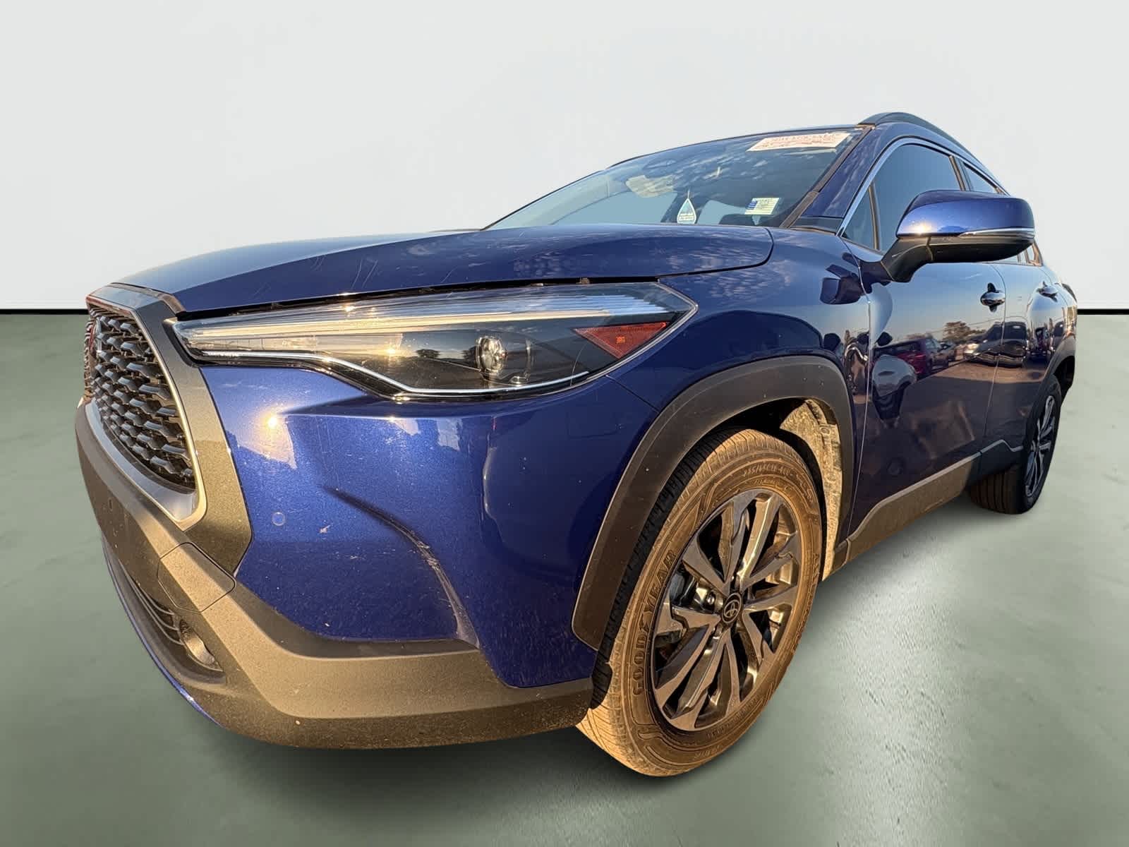 Thumbnail: 2023 Toyota Corolla Cross - 2
