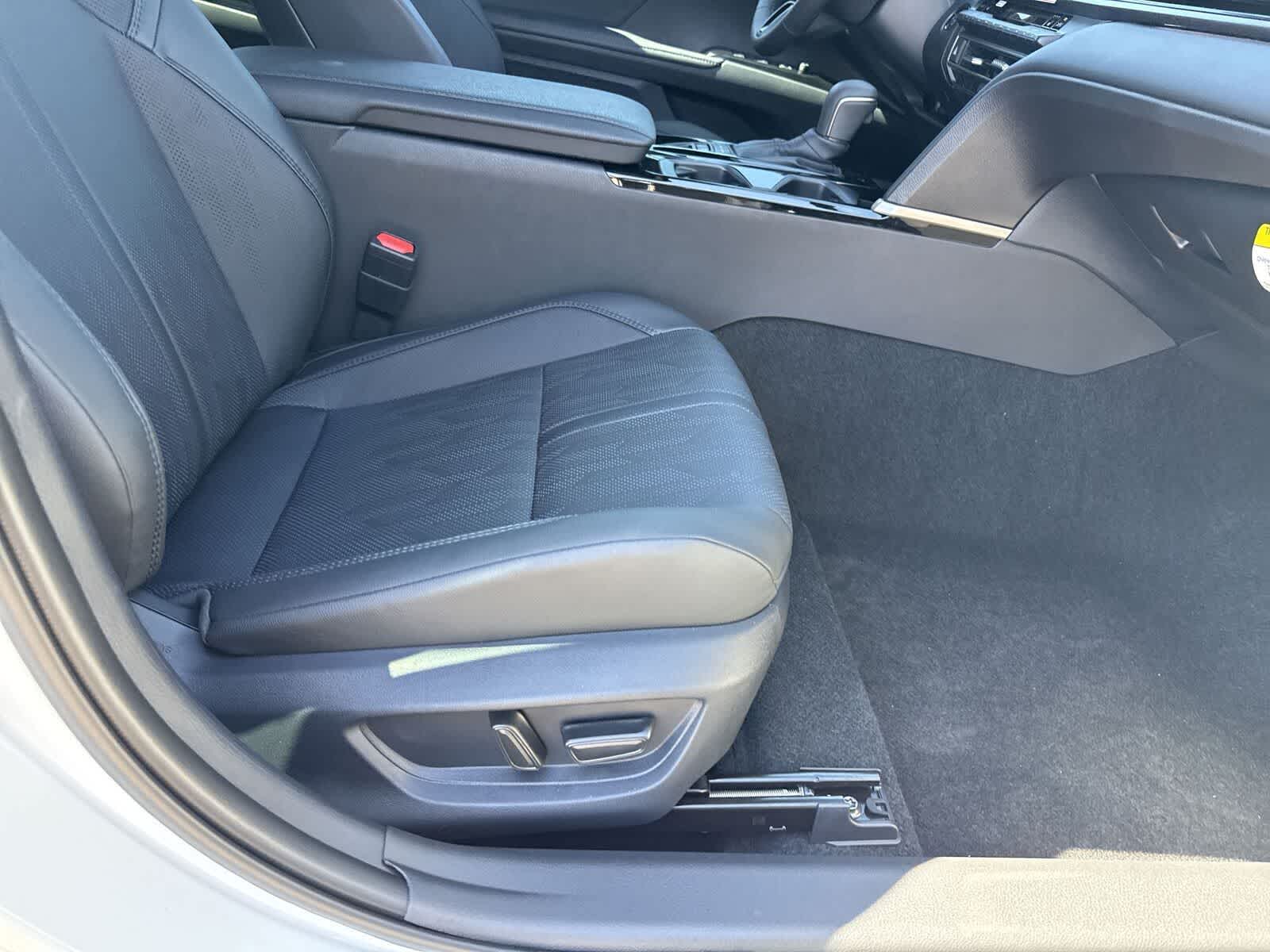 Thumbnail: 2026 Toyota Camry - 12