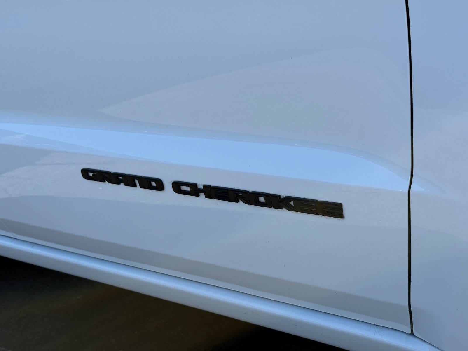 Thumbnail: 2019 Jeep Grand Cherokee - 6