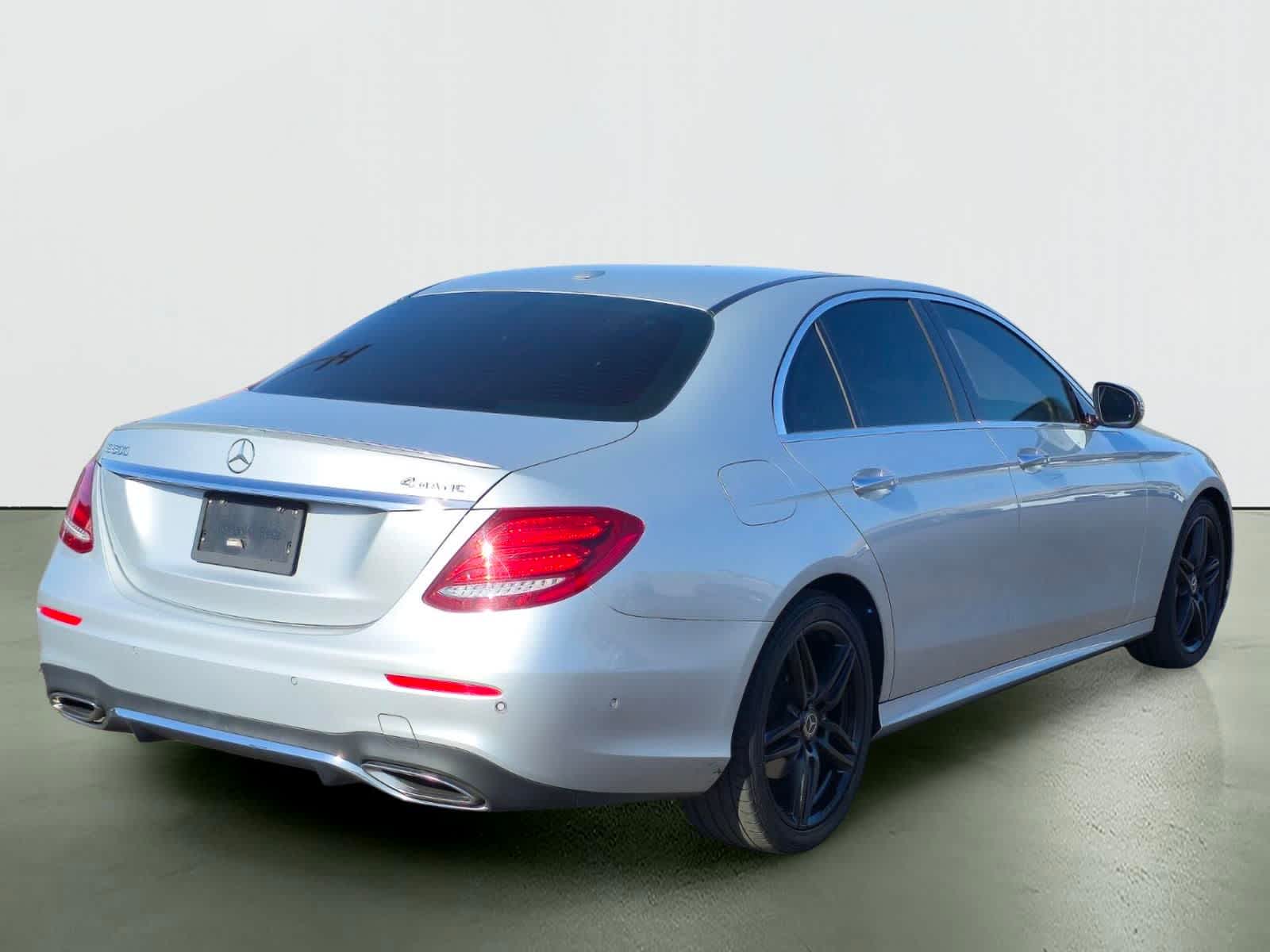 Thumbnail: 2019 Mercedes-Benz E-Class - 6