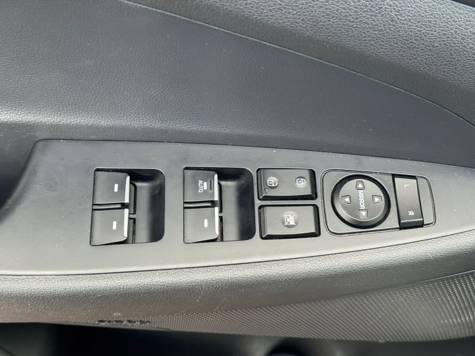 Thumbnail: 2019 Hyundai Tucson - 11