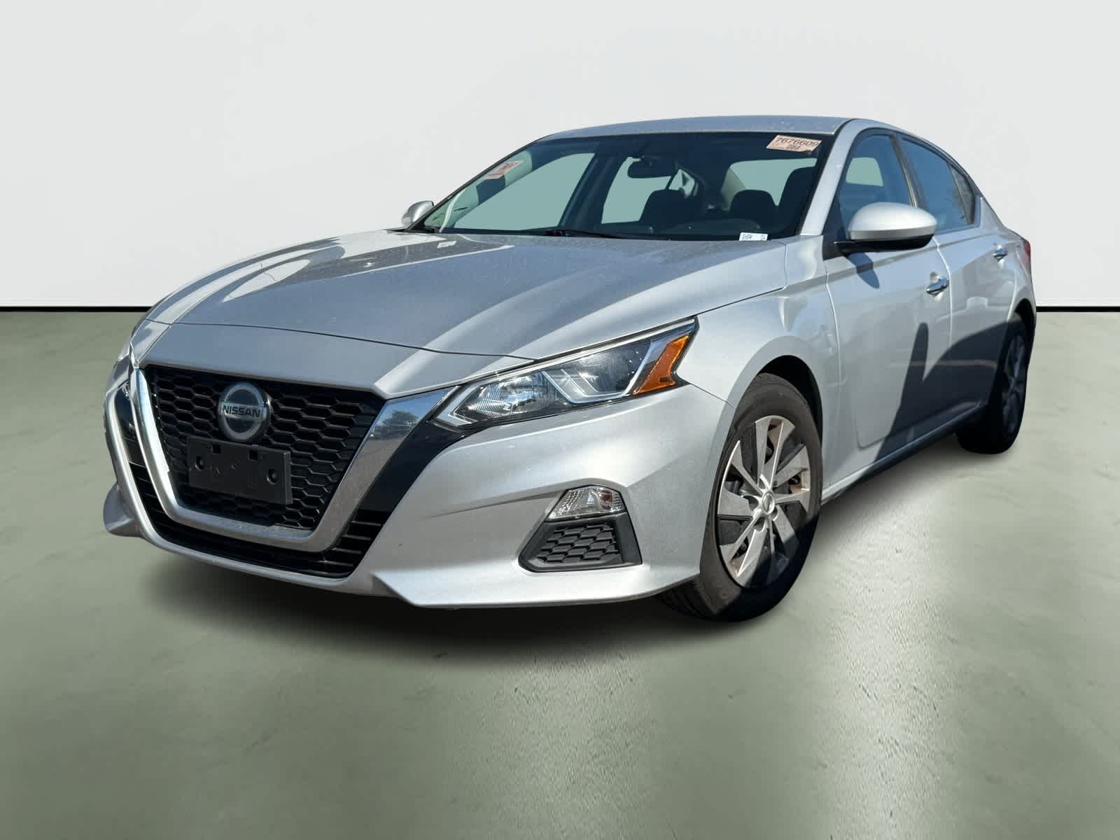 Thumbnail: 2020 Nissan Altima - 2